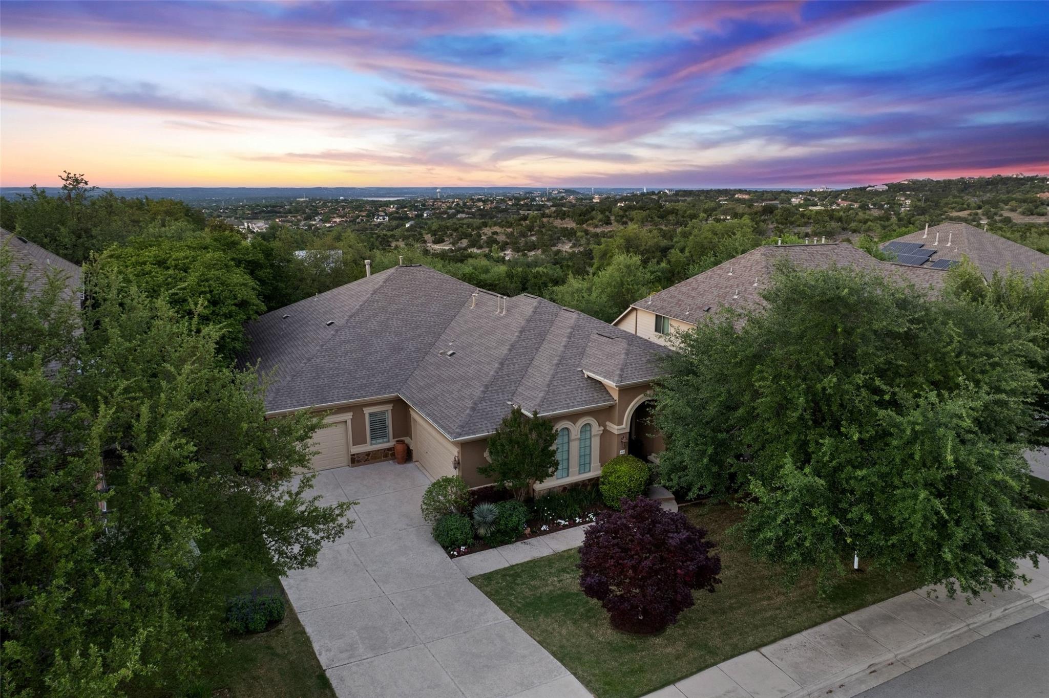 4636 Mont Blanc Dr, Bee Cave, TX 78738