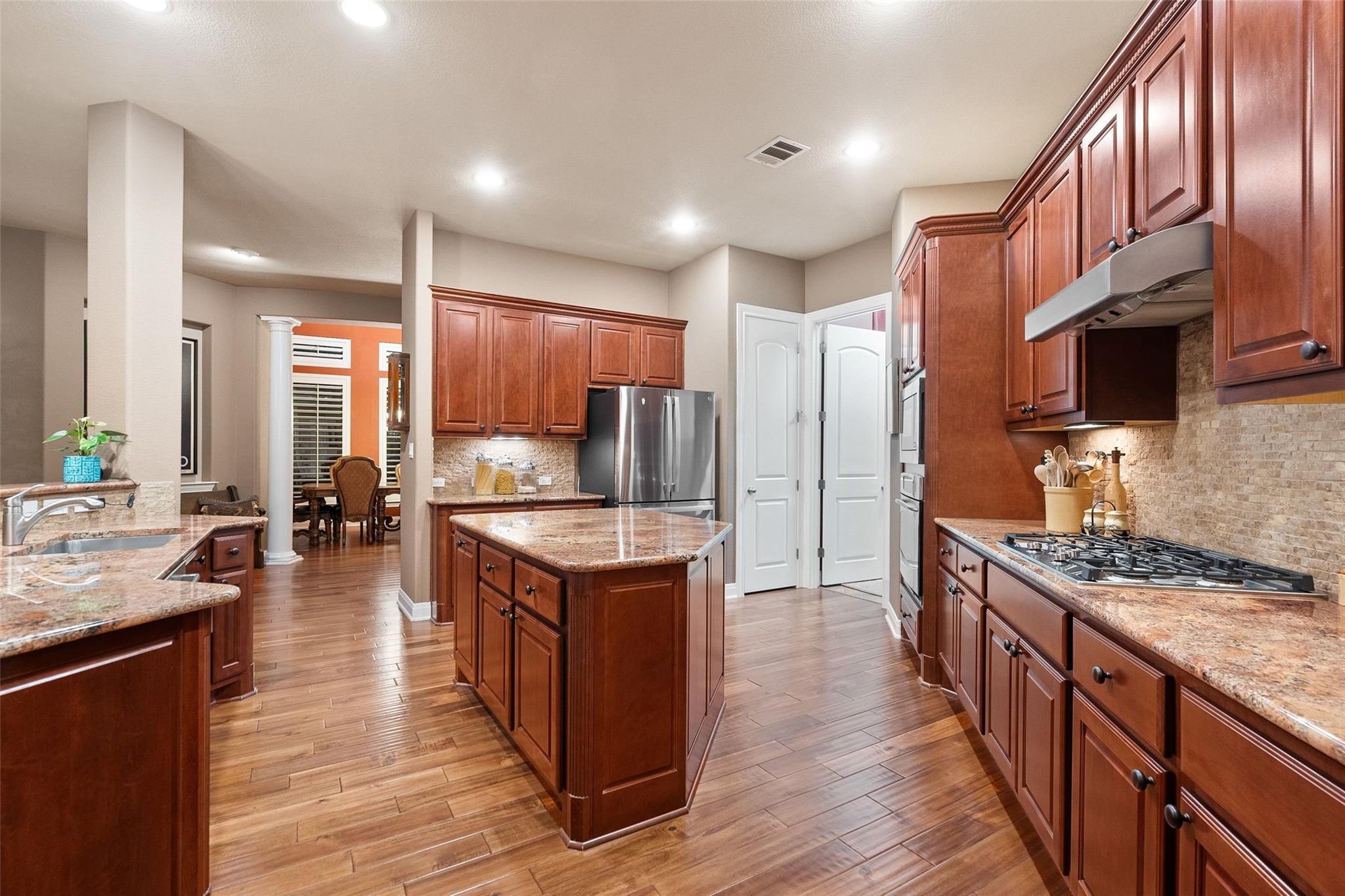 4636 Mont Blanc Dr, Bee Cave, TX 78738