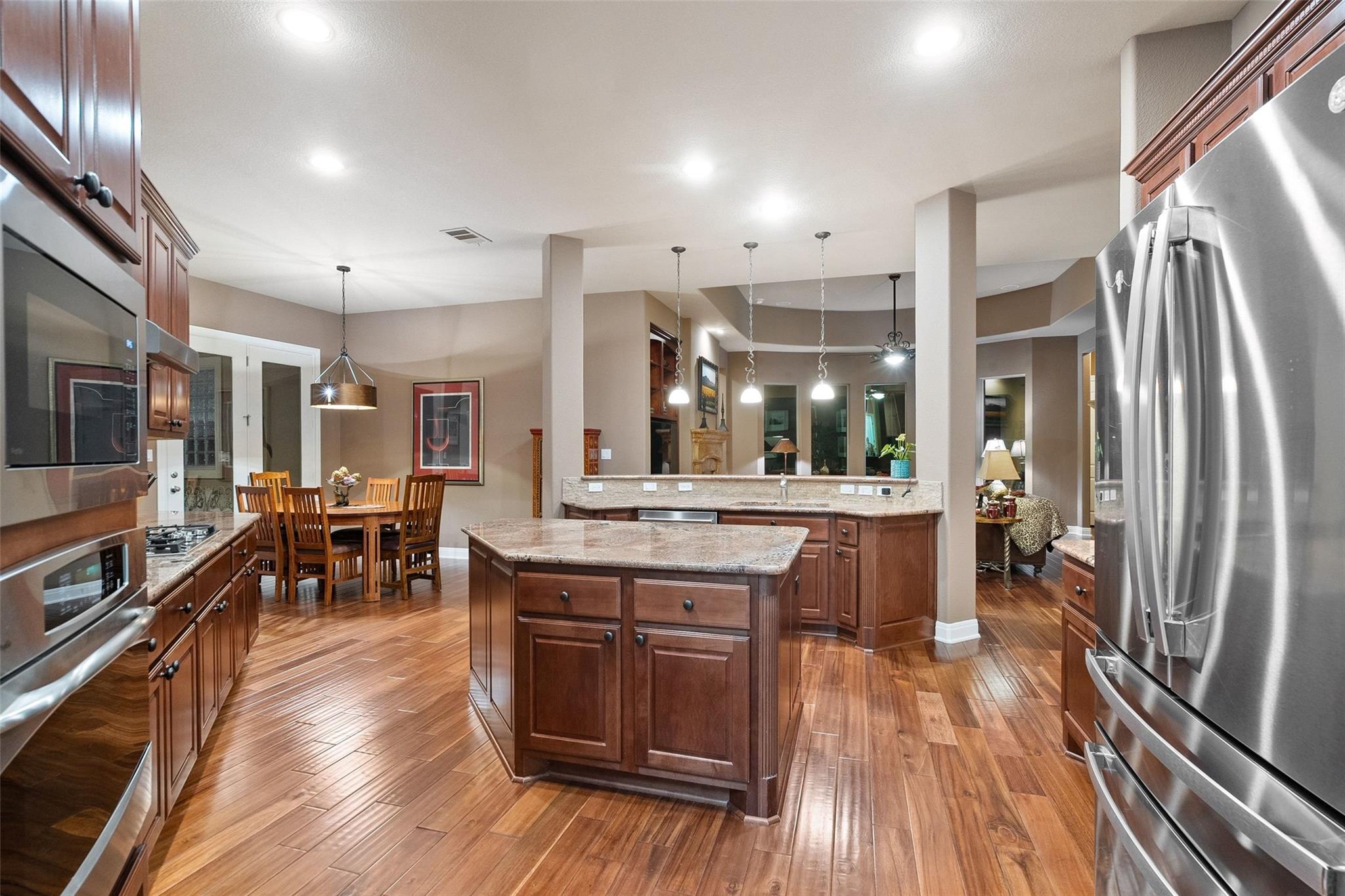 4636 Mont Blanc Dr, Bee Cave, TX 78738