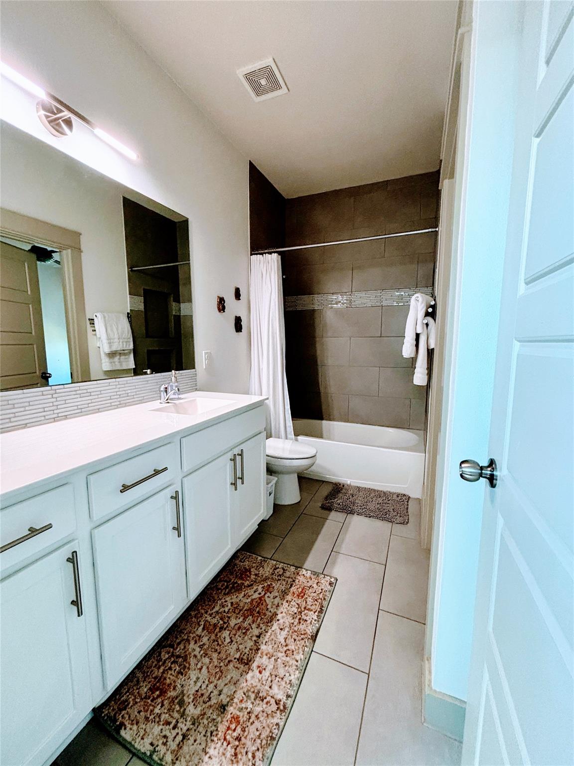 1013 Lambie St # A, Austin, TX 78702