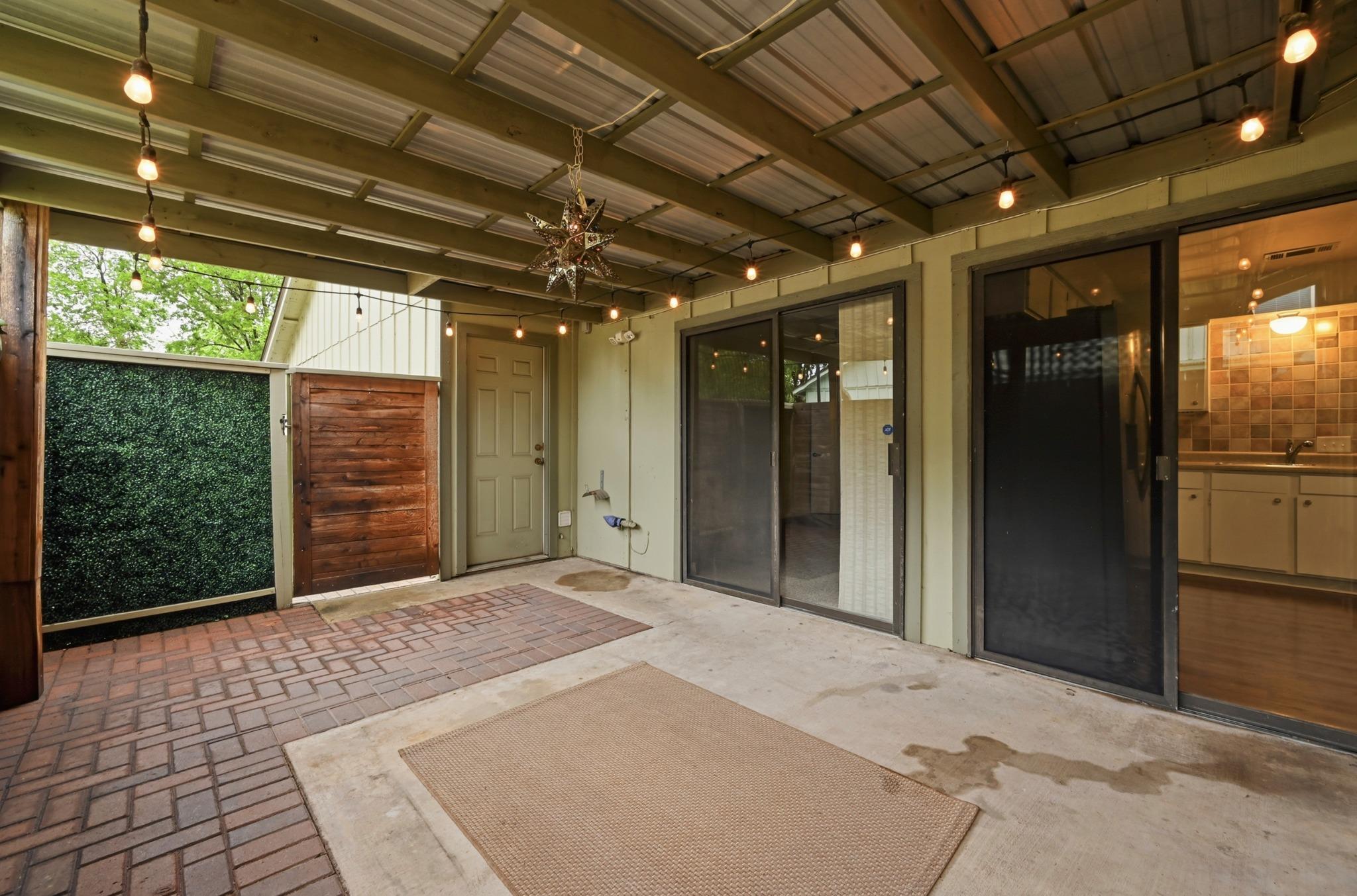 5011 Fort Clark Dr, Austin, TX 78745