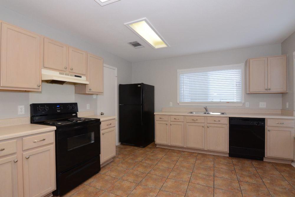 10316 Garbacz Dr, Austin, TX 78748