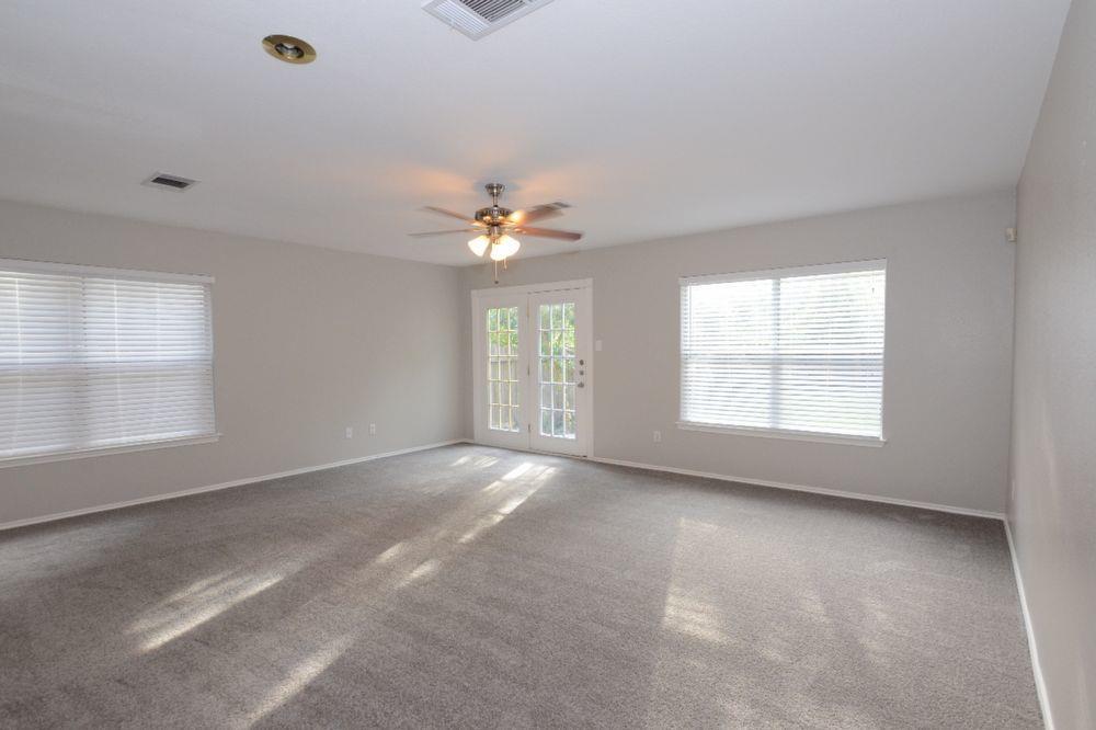 10316 Garbacz Dr, Austin, TX 78748