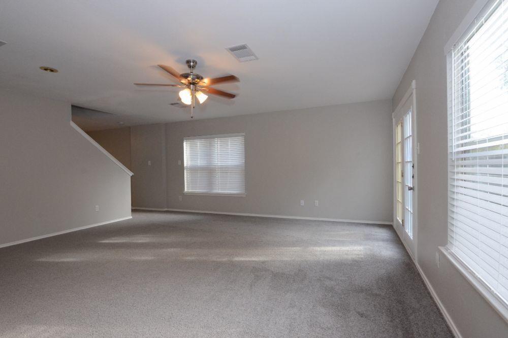 10316 Garbacz Dr, Austin, TX 78748