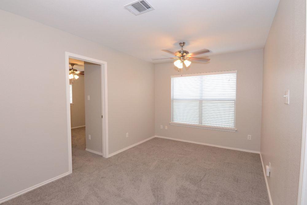 10316 Garbacz Dr, Austin, TX 78748