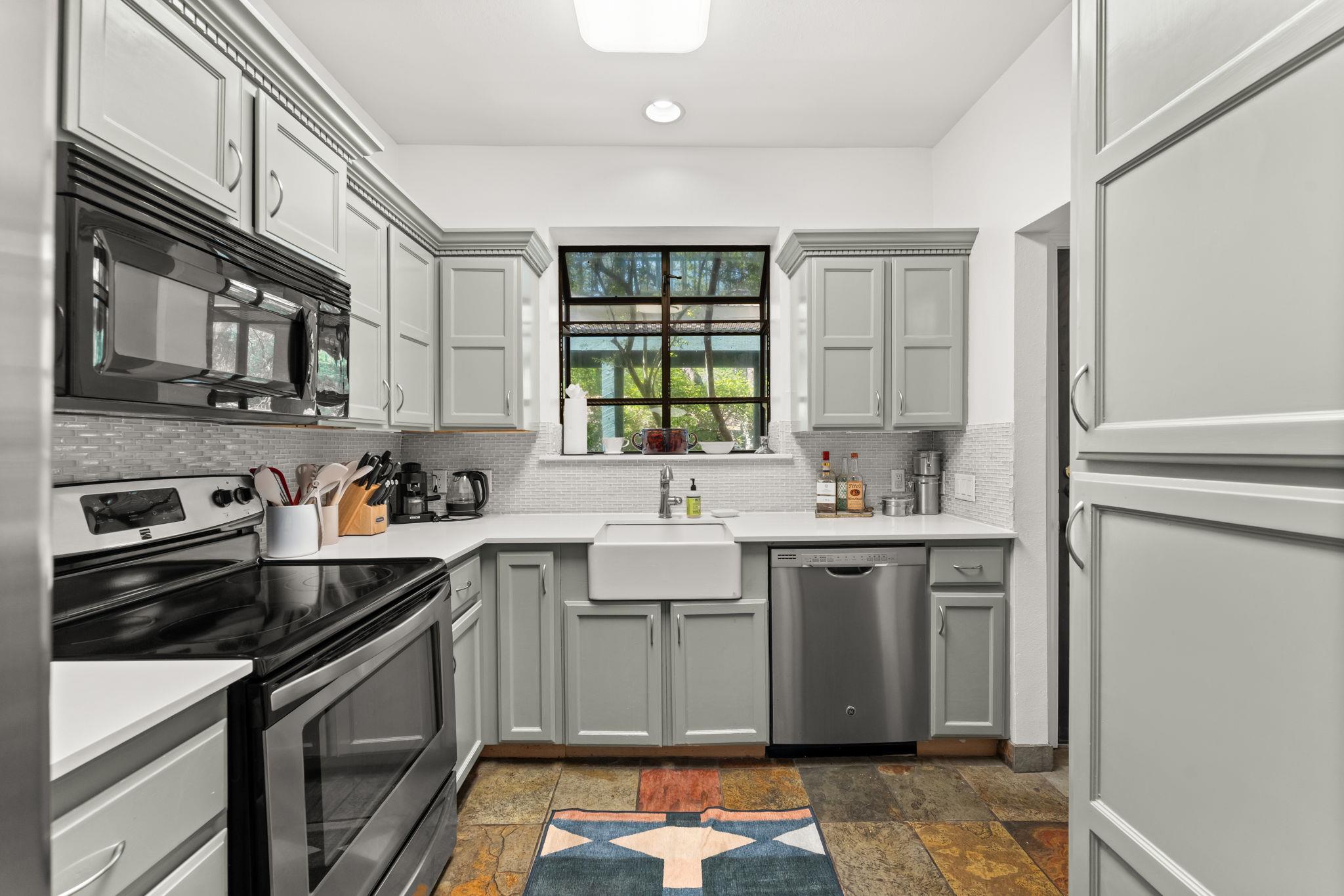 1741 Spyglass Dr # 1-222, Austin, TX 78746