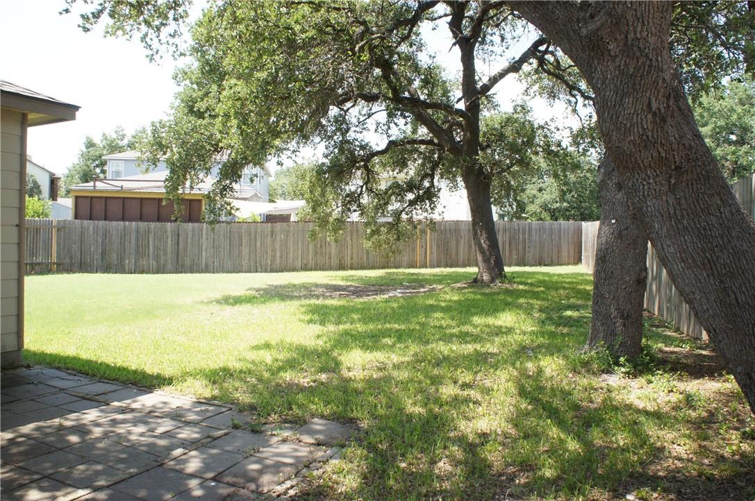224 Wildwood Dr, Georgetown, TX 78633