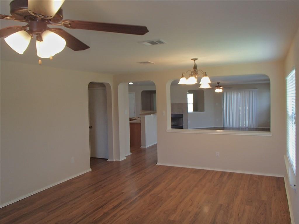 224 Wildwood Dr, Georgetown, TX 78633