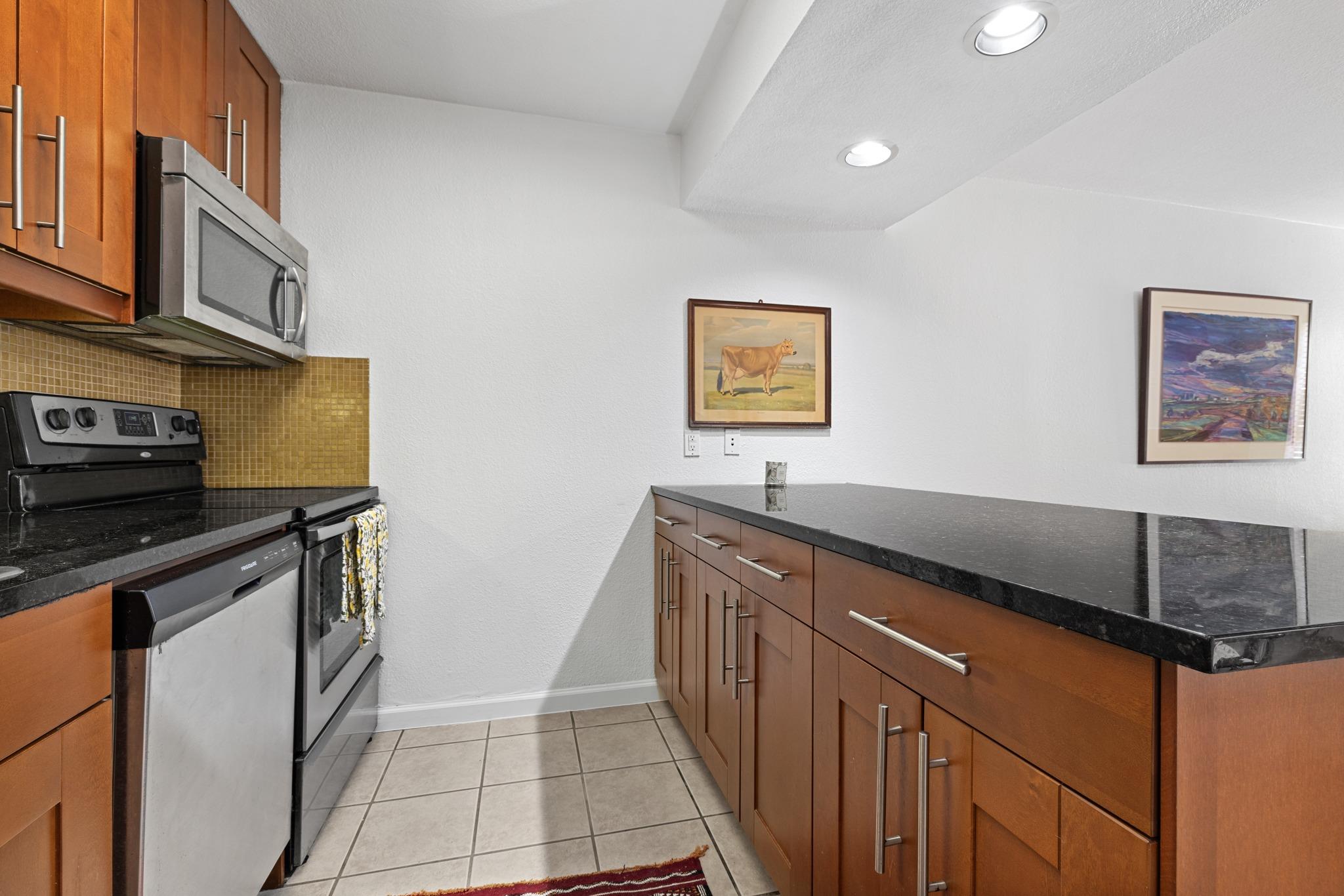 7685 Northcross Dr # 506, Austin, TX 78757