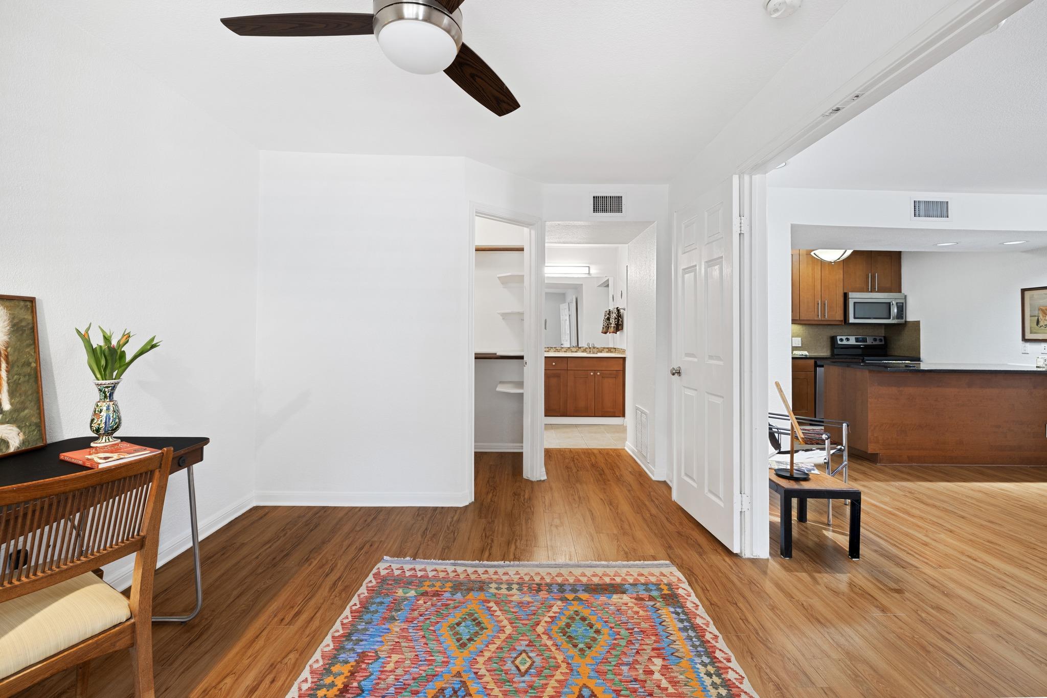 7685 Northcross Dr # 506, Austin, TX 78757