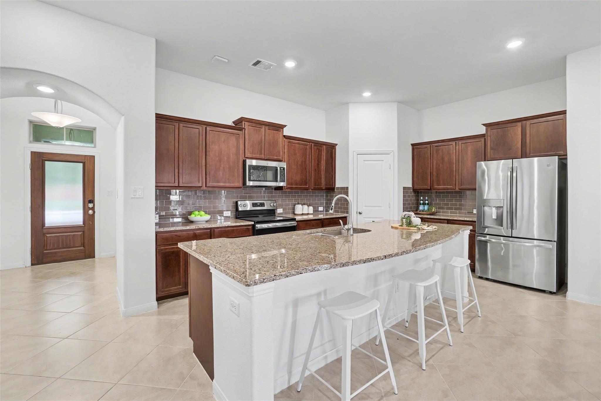 557 Scenic Bluff Dr, Georgetown, TX 78628