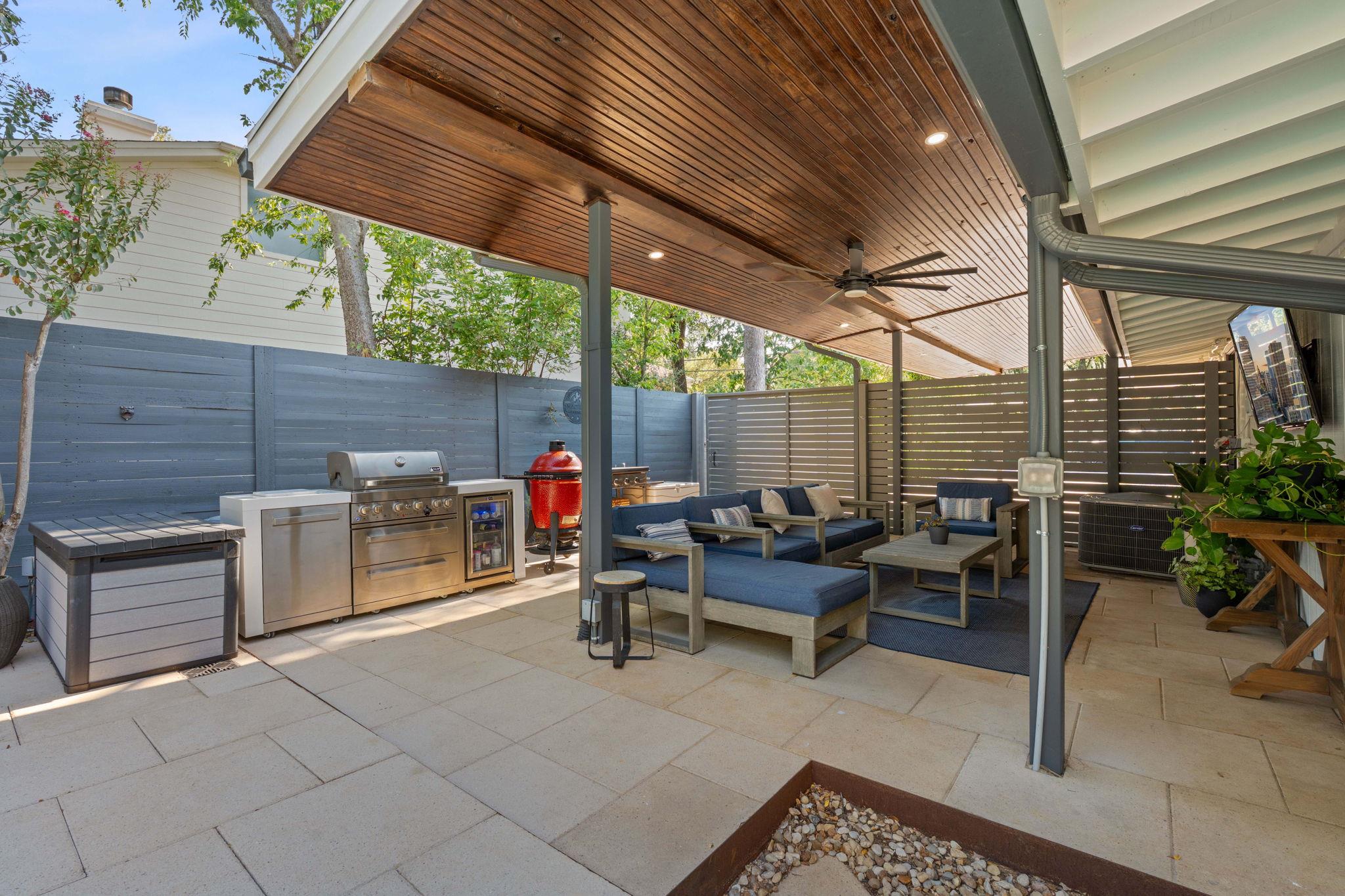 412 Ridgewood Rd, West Lake Hills, TX 78746