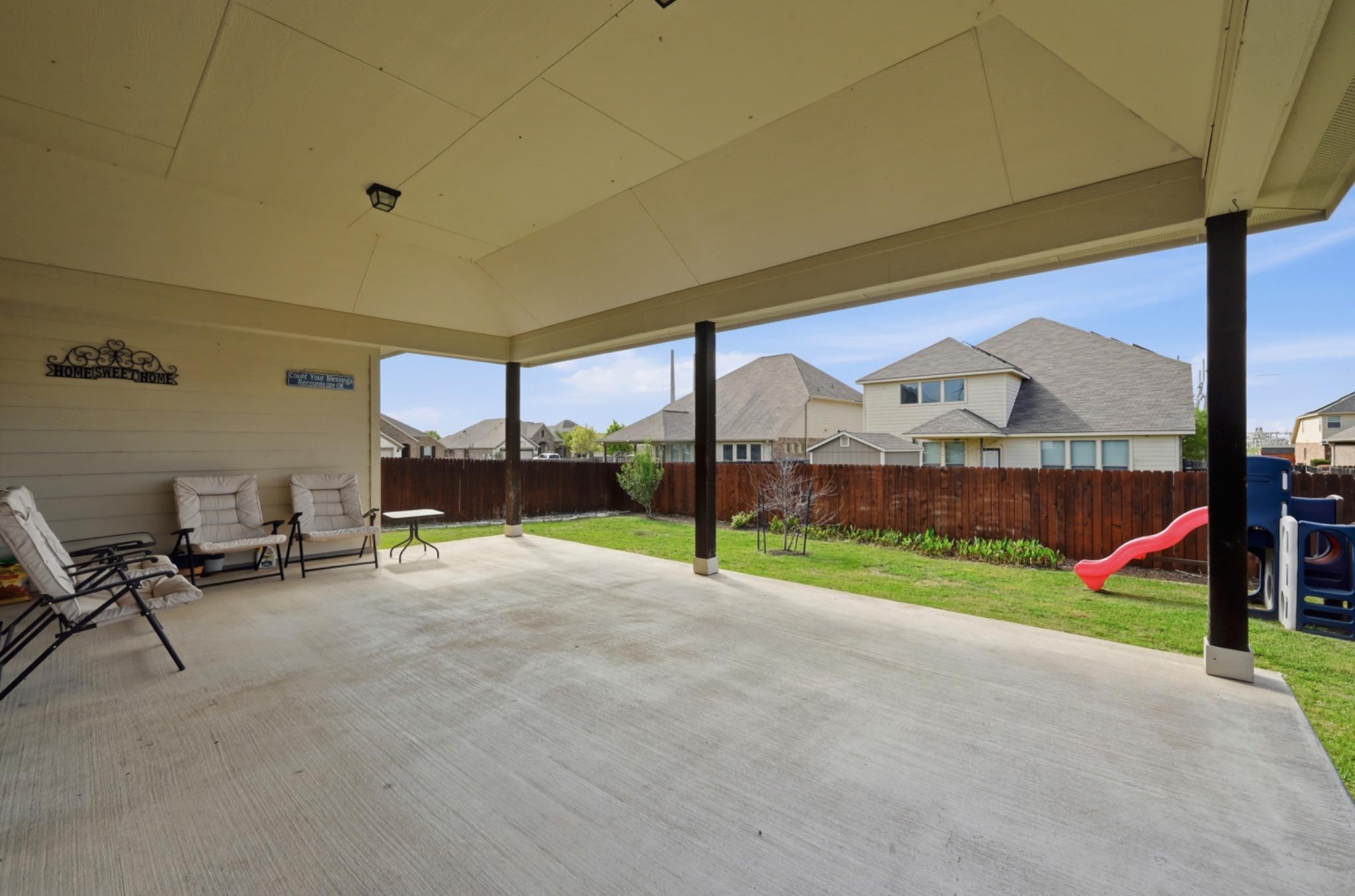 703 N Emory Cv, Hutto, TX 78634