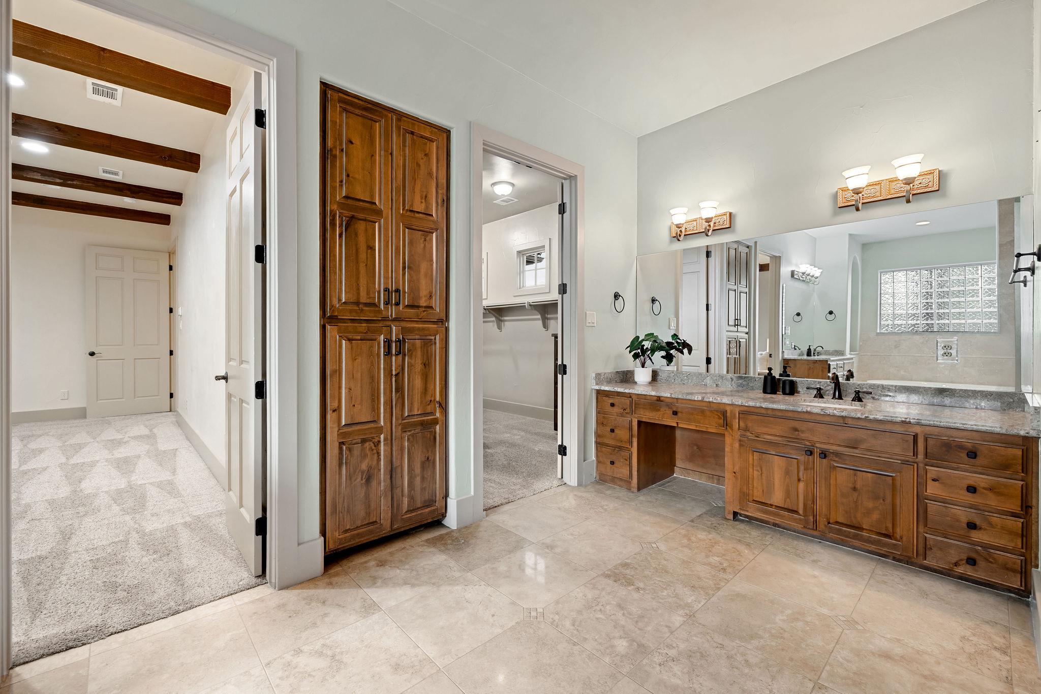 105 Hopewell Cir, Georgetown, TX 78628