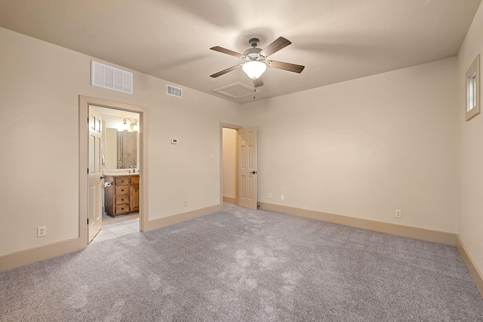 105 Hopewell Cir, Georgetown, TX 78628