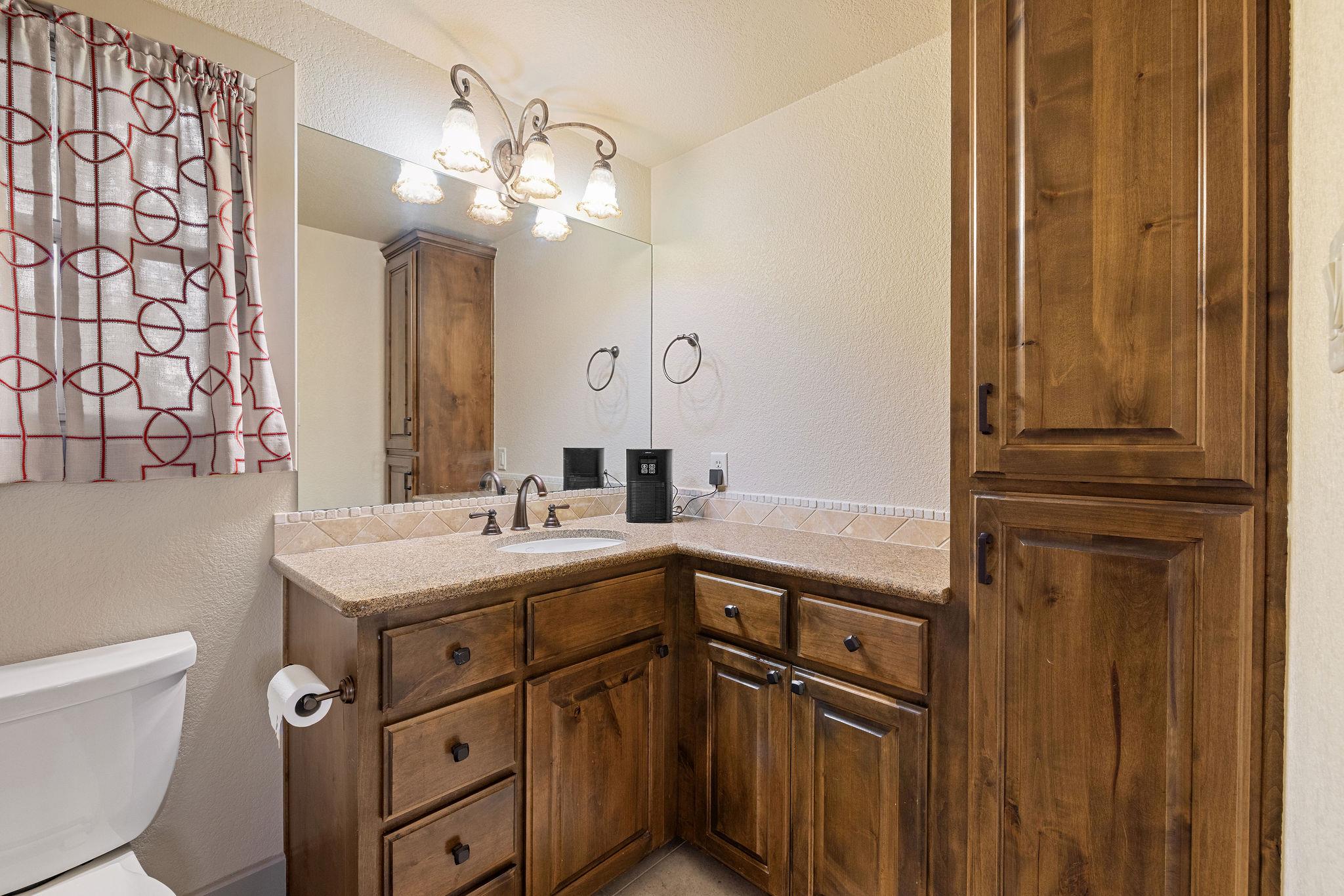 105 Hopewell Cir, Georgetown, TX 78628