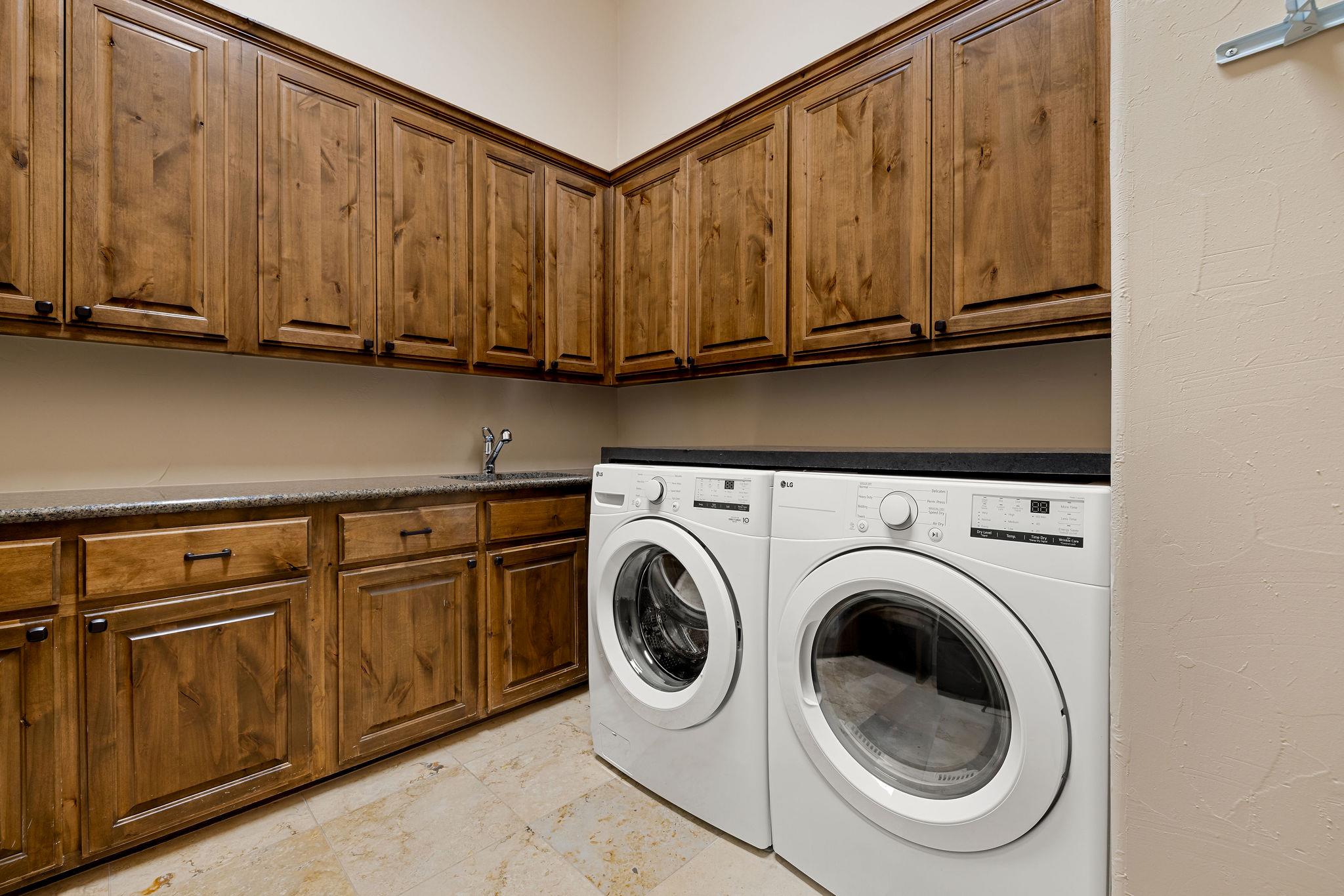 105 Hopewell Cir, Georgetown, TX 78628