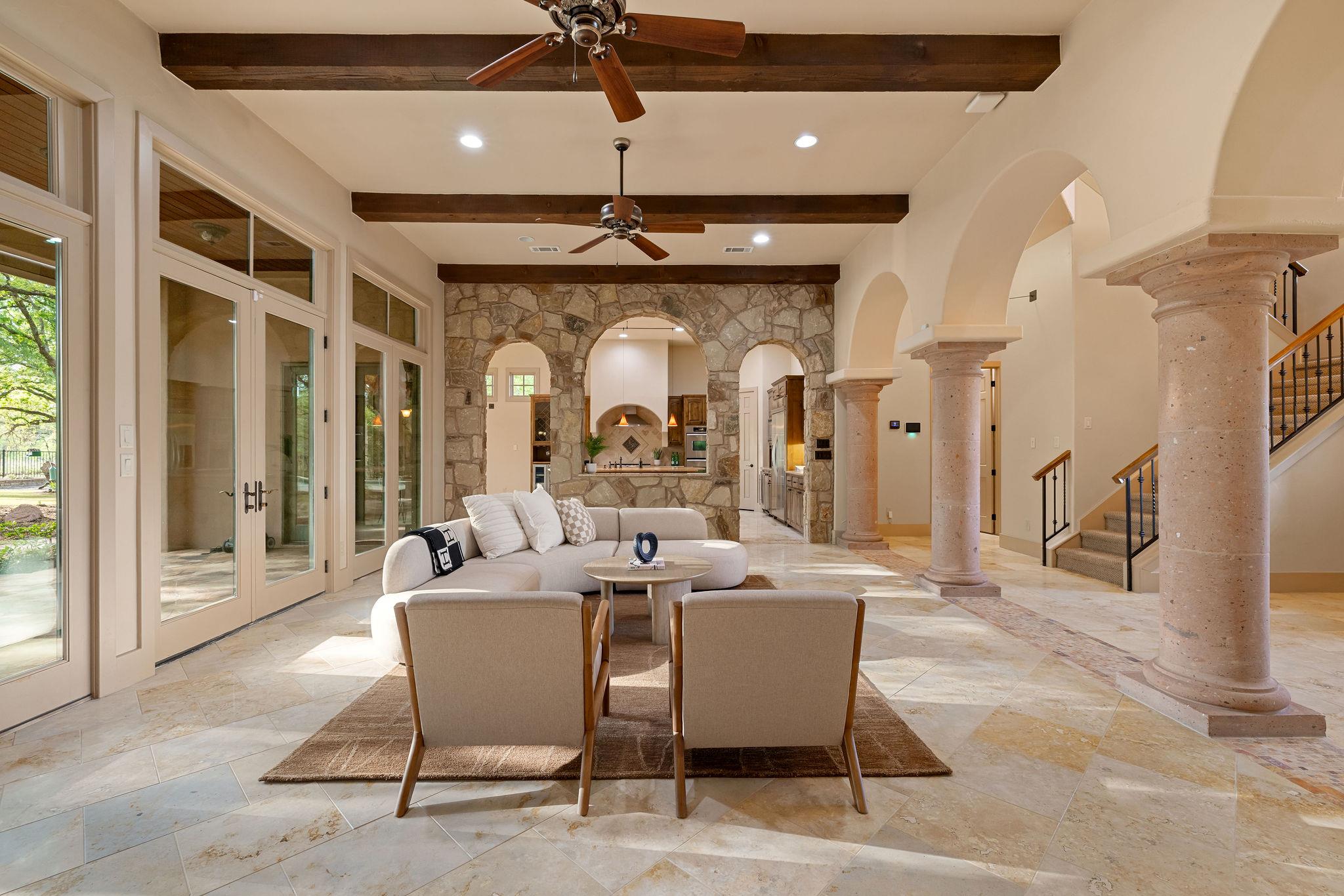 105 Hopewell Cir, Georgetown, TX 78628