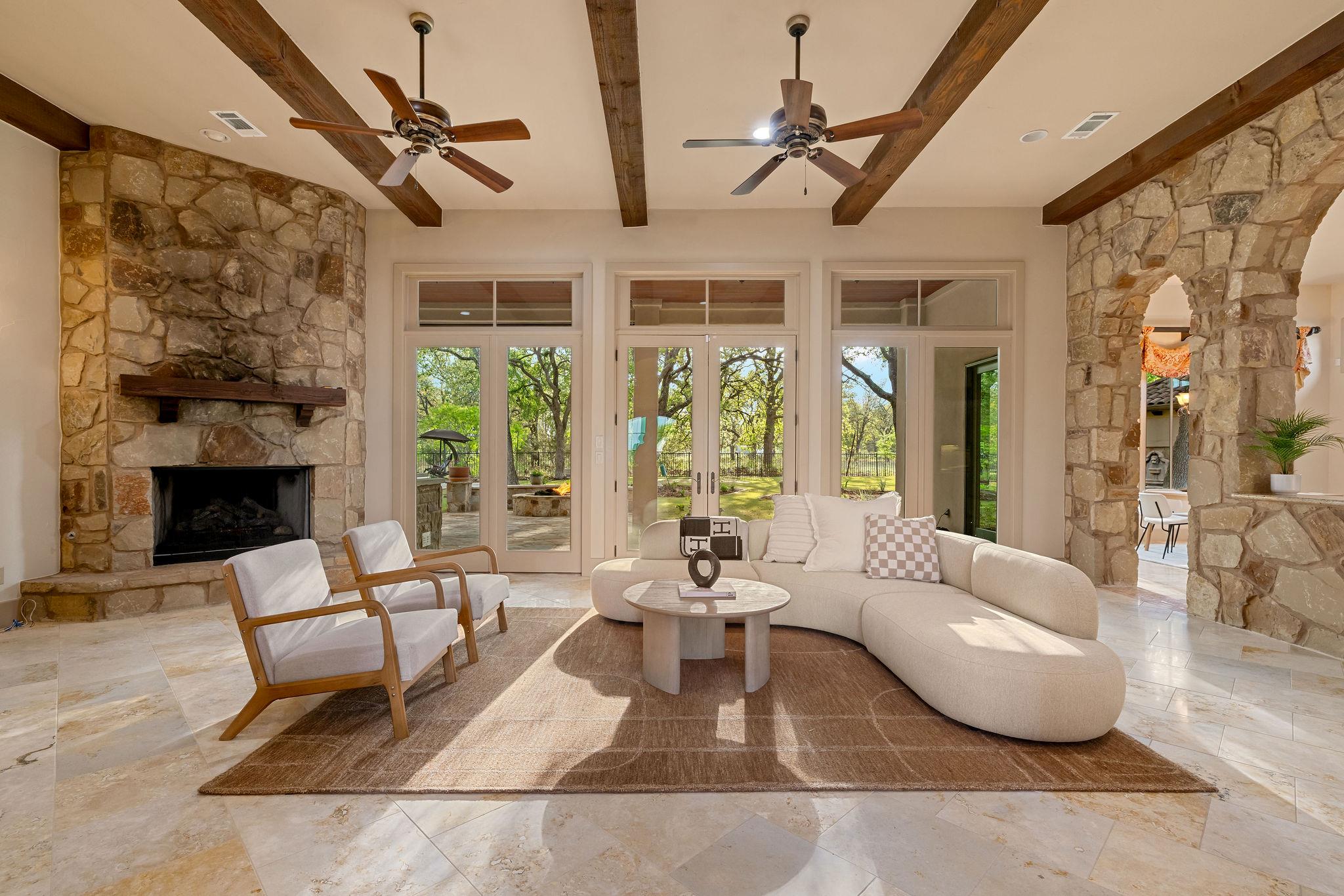 105 Hopewell Cir, Georgetown, TX 78628