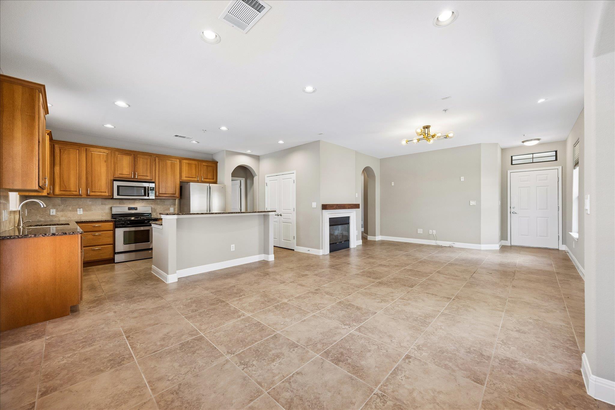 6705 Covered Bridge Dr # 24, Austin, TX 78736