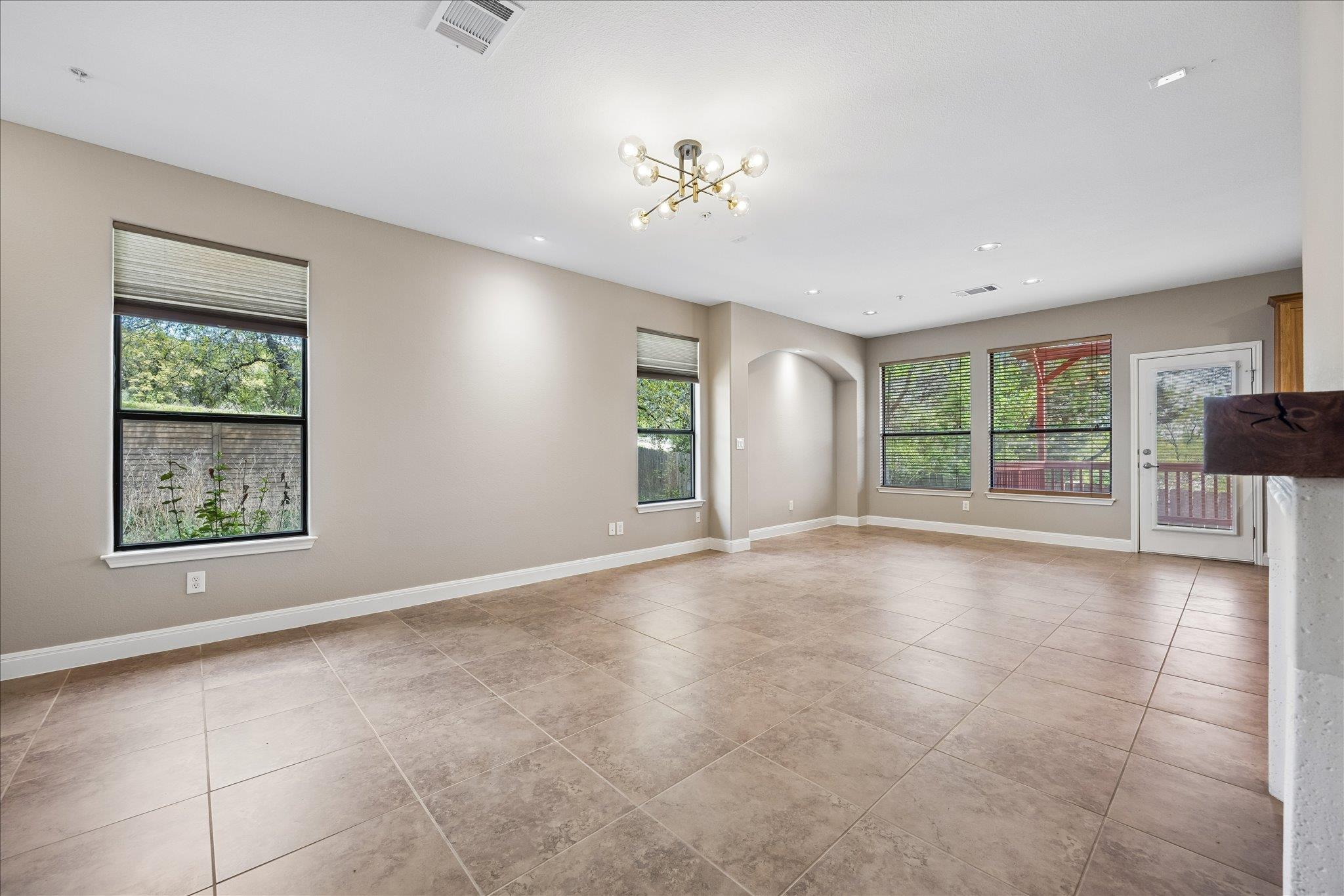 6705 Covered Bridge Dr # 24, Austin, TX 78736