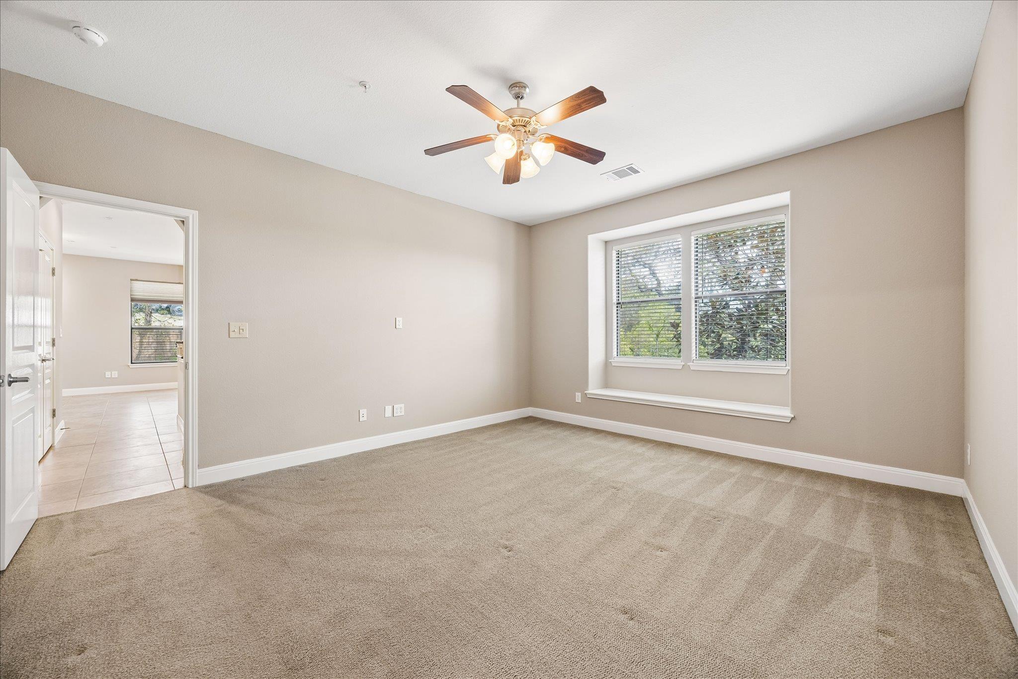 6705 Covered Bridge Dr # 24, Austin, TX 78736