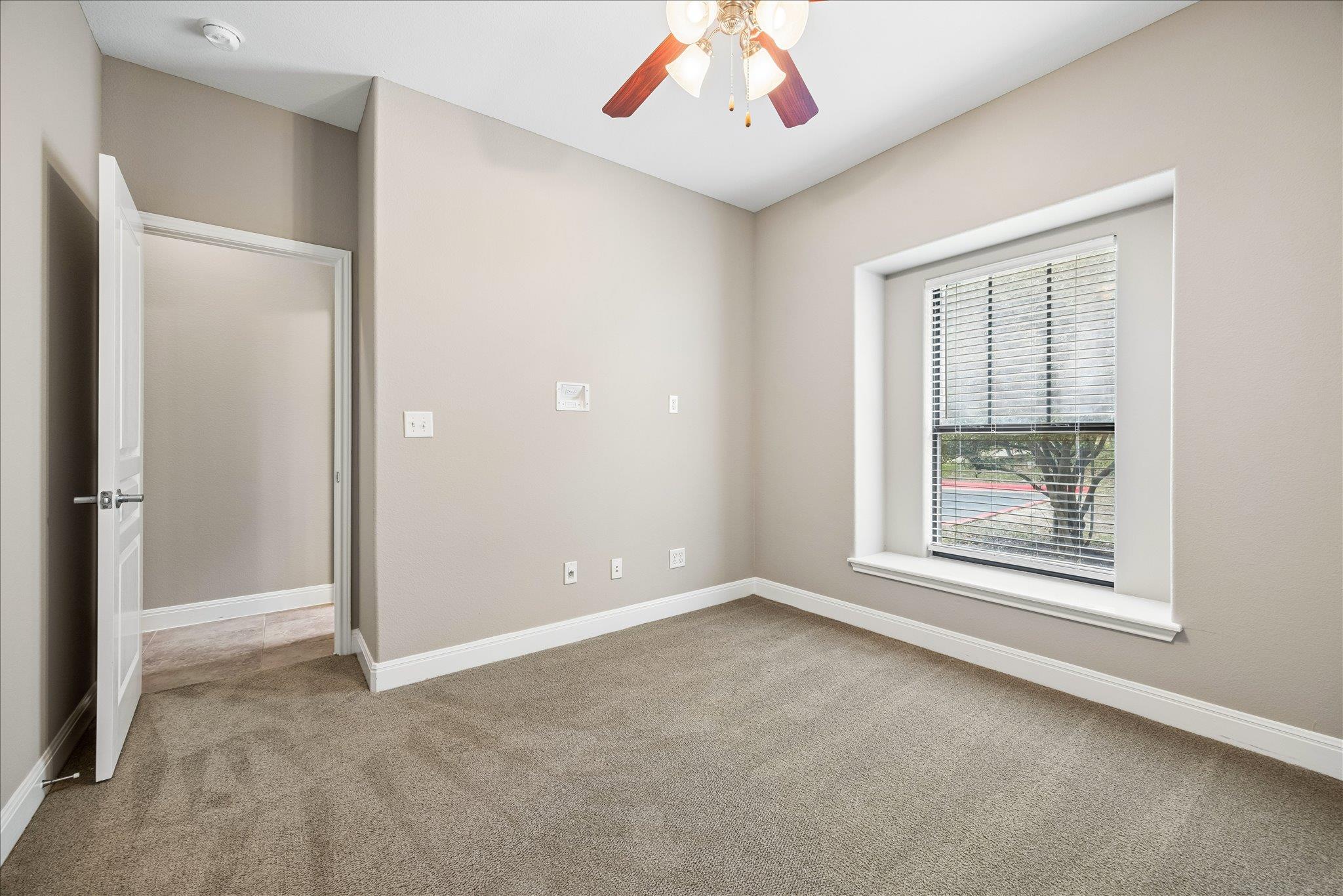 6705 Covered Bridge Dr # 24, Austin, TX 78736