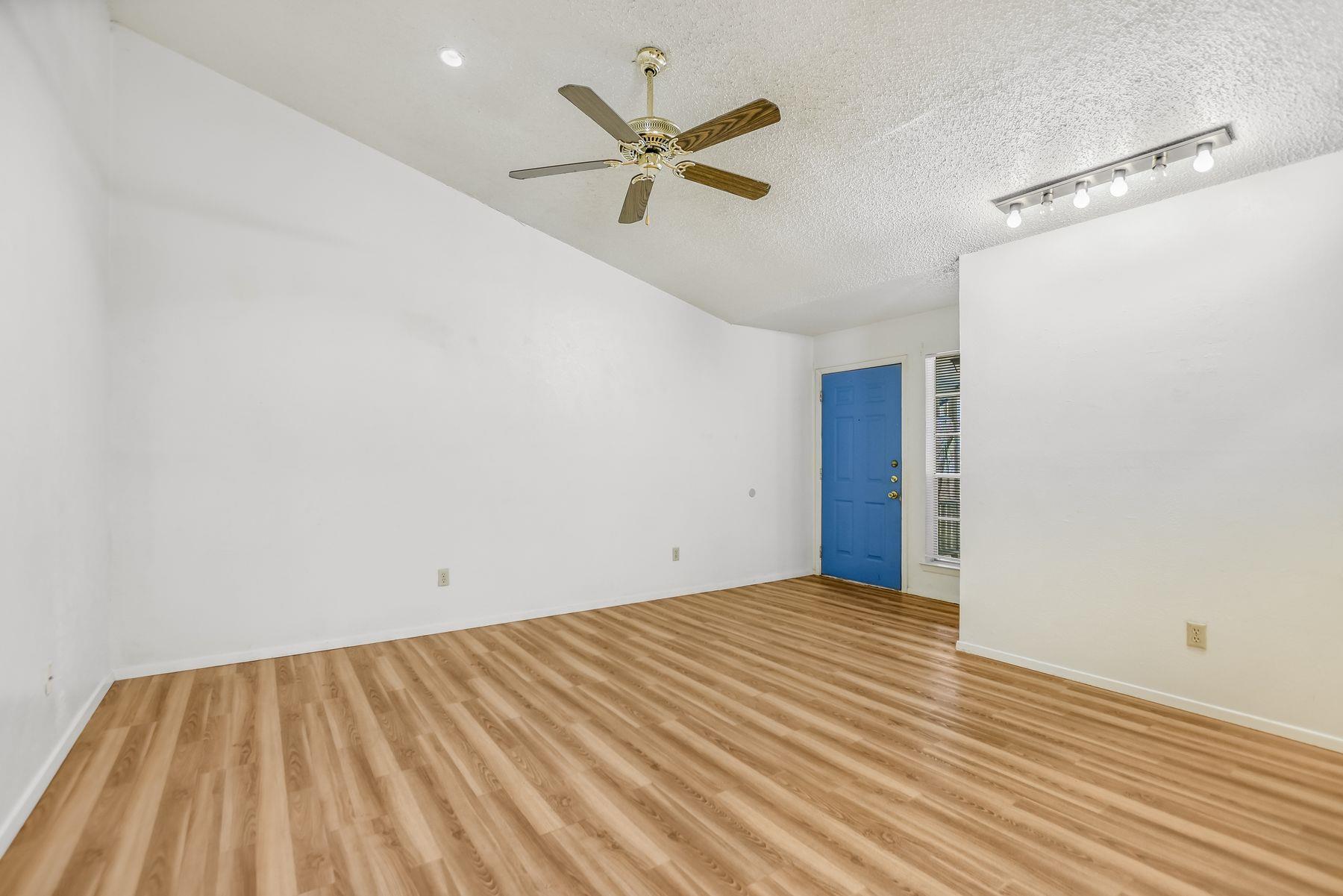 11948 Sunhillow Bnd # A, Austin, TX 78758