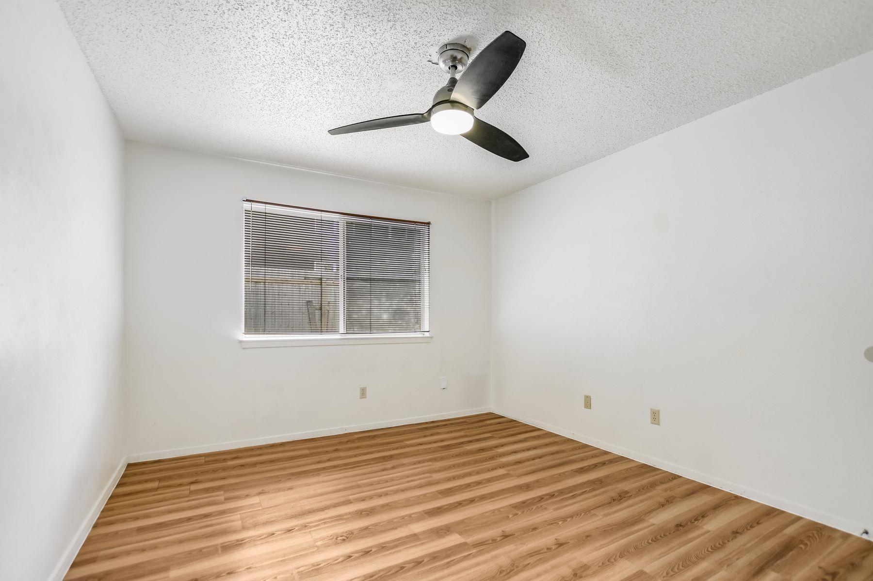 11948 Sunhillow Bnd # A, Austin, TX 78758