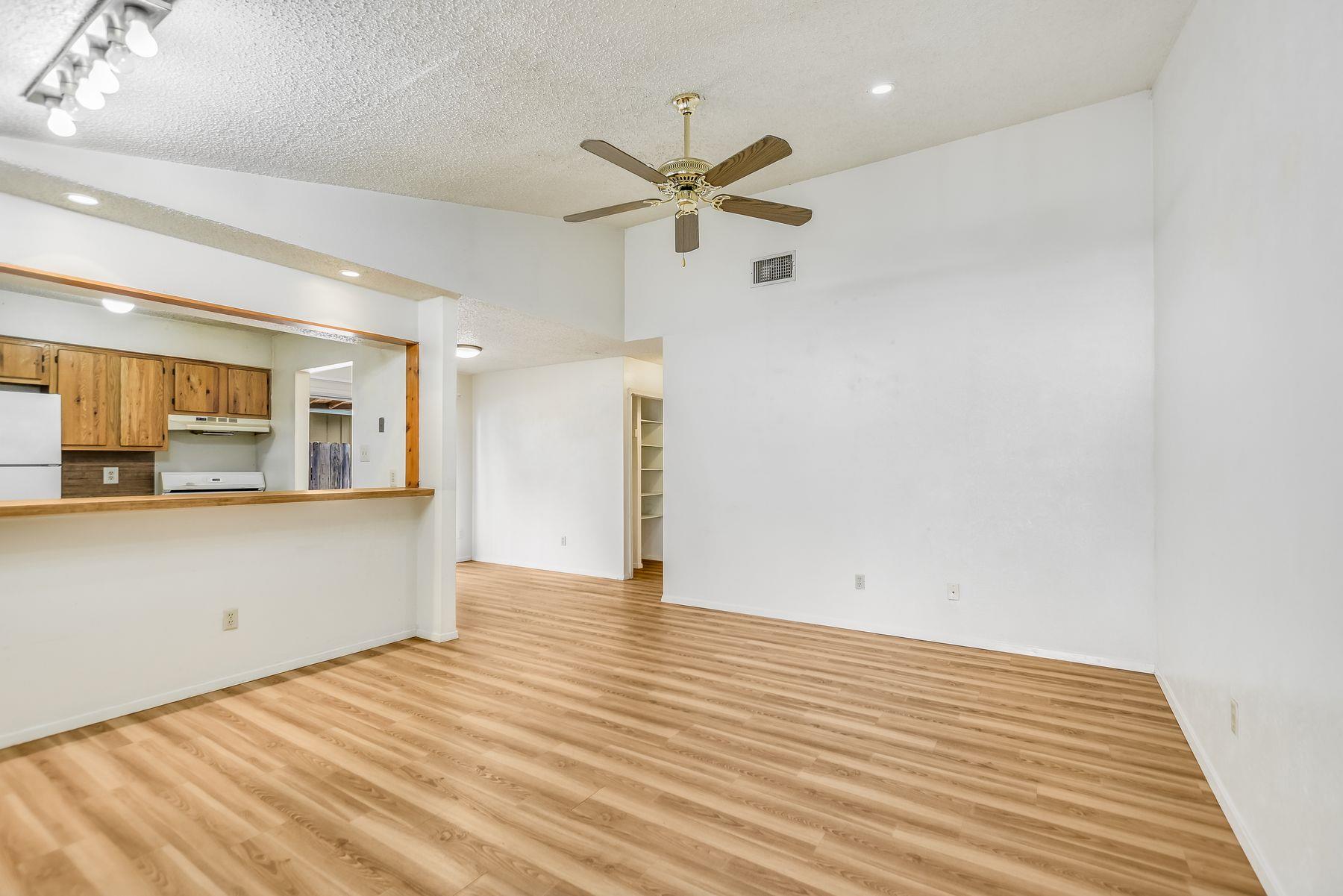 11948 Sunhillow Bnd # A, Austin, TX 78758