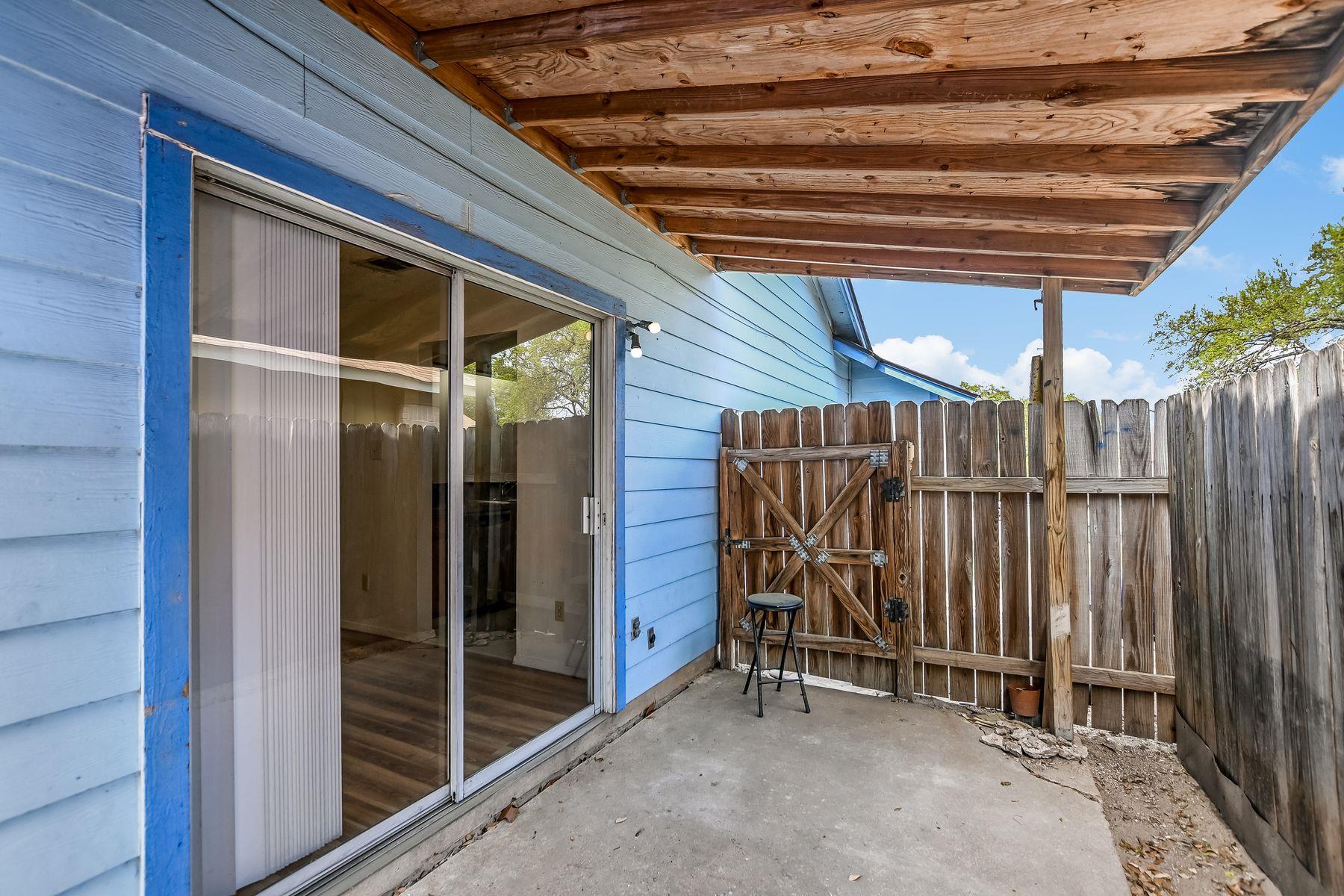 11948 Sunhillow Bnd # A, Austin, TX 78758