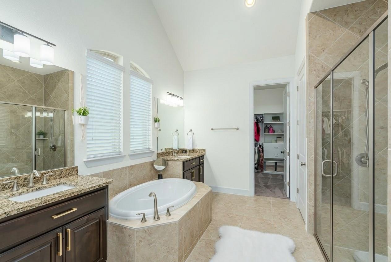 2421 Carretera Dr, Leander, TX 78641