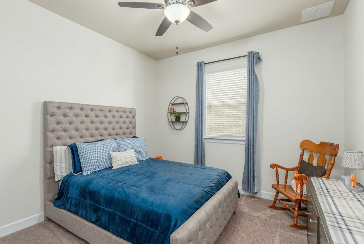 2421 Carretera Dr, Leander, TX 78641