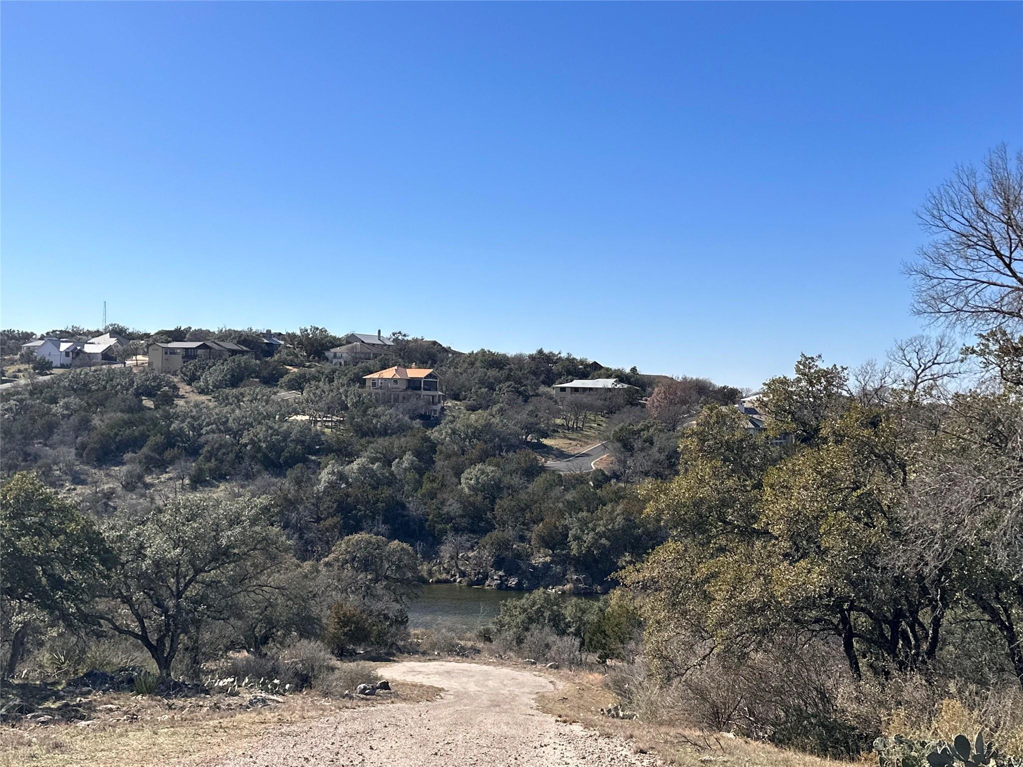 105 Semi Cir, Horseshoe Bay, TX 78657