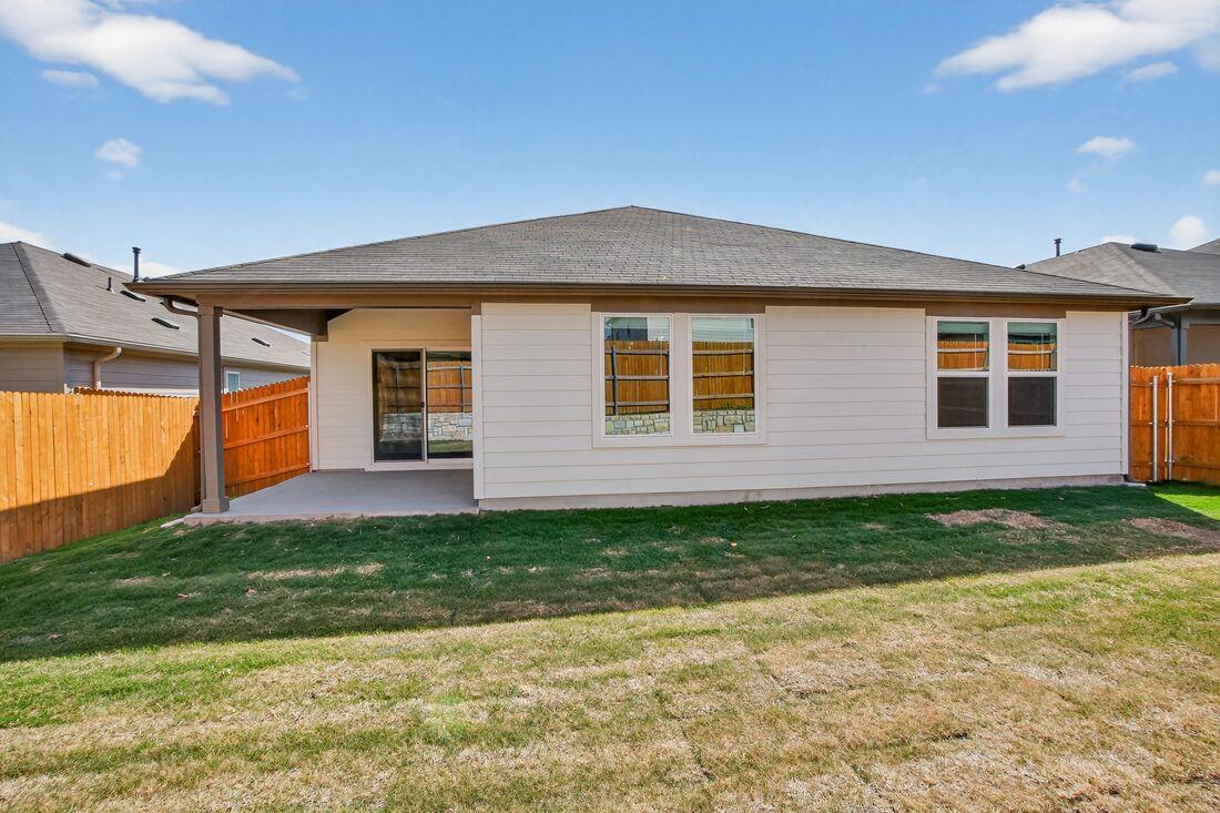 14100 Axel Johanson Dr, Del Valle, TX 78617