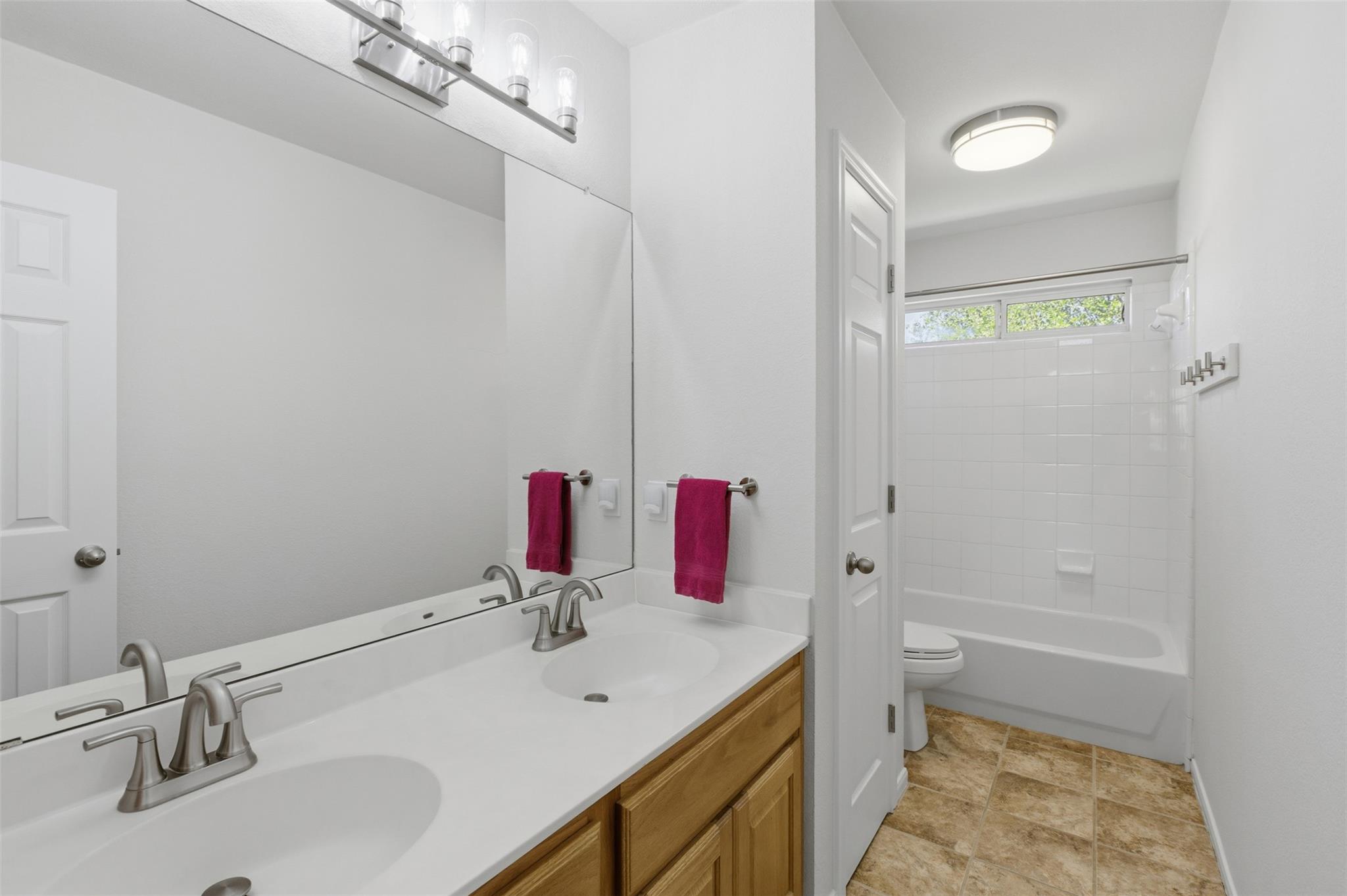 7112 Avignon Dr, Round Rock, TX 78681