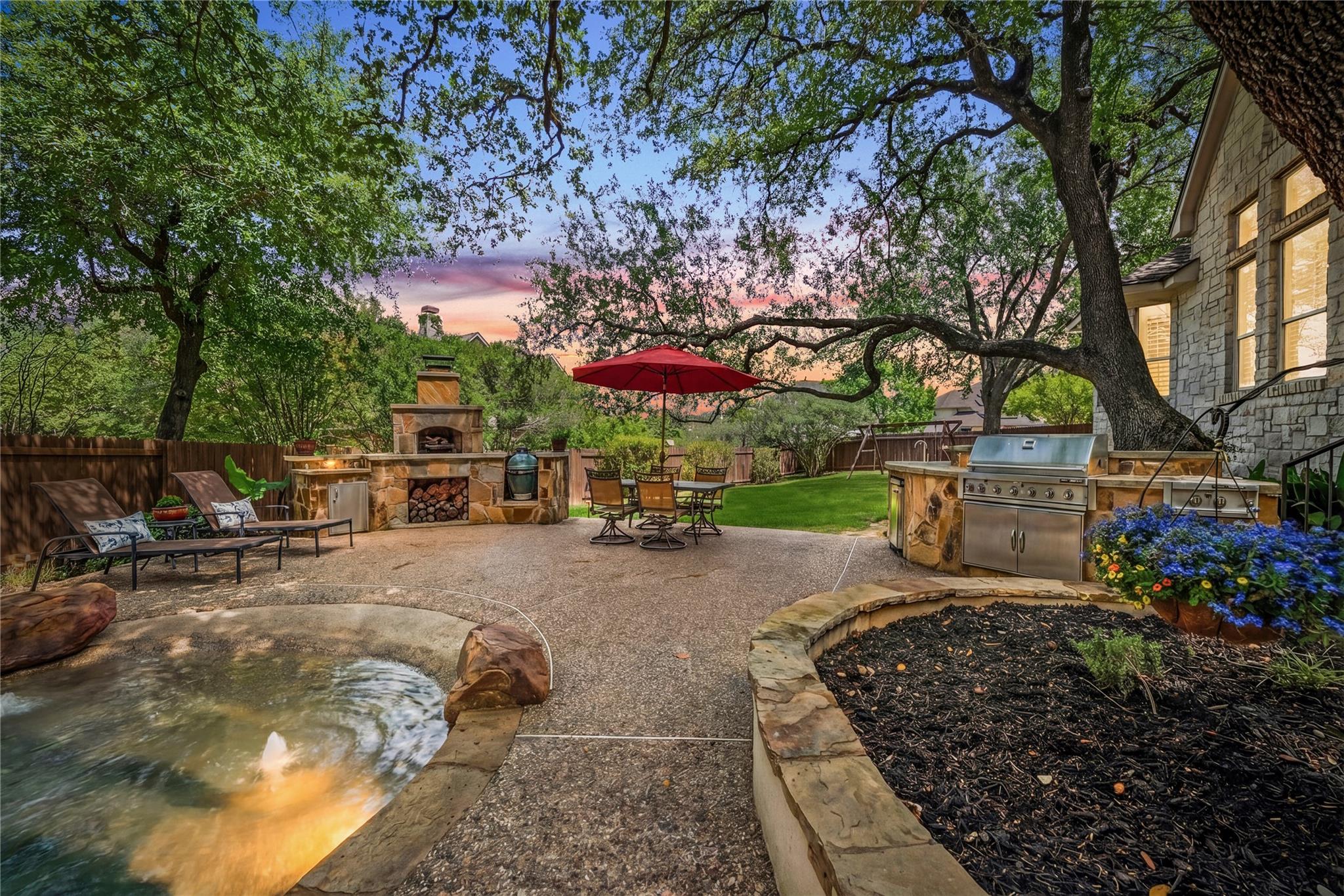 2320 Via Cordova Ct, Austin, TX 78732