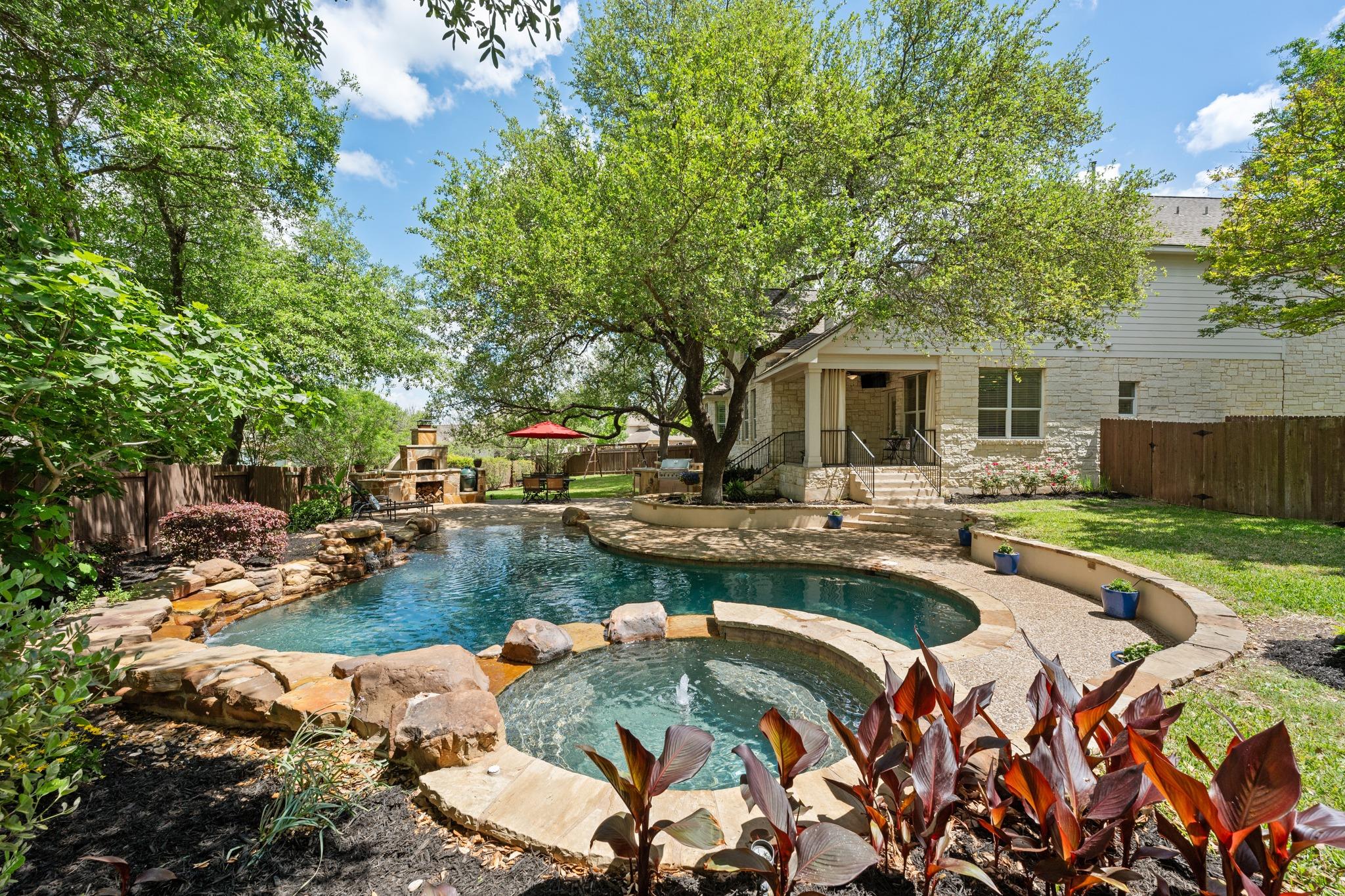 2320 Via Cordova Ct, Austin, TX 78732