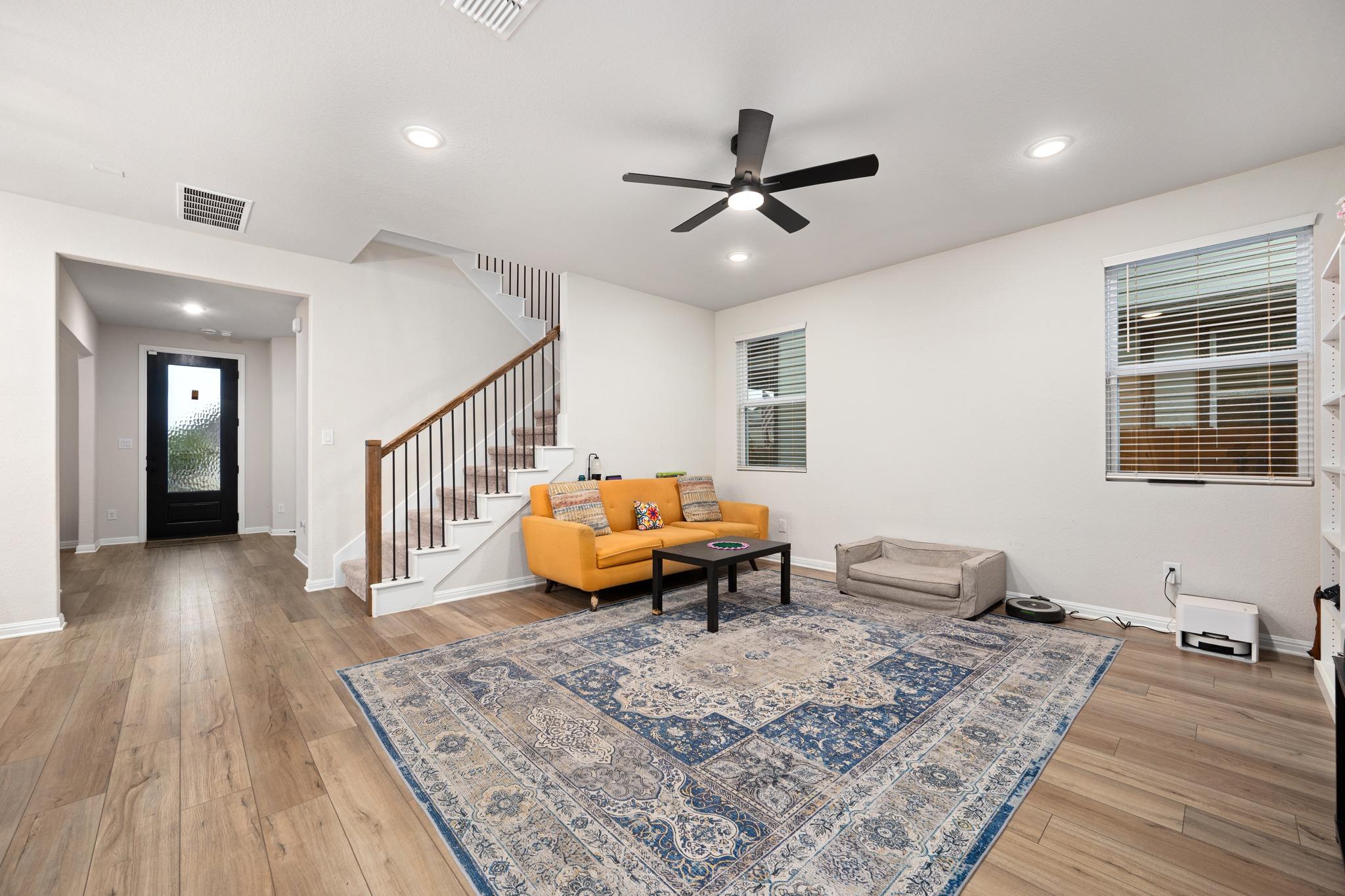 236 Travis Ln, Liberty Hill, TX 78642