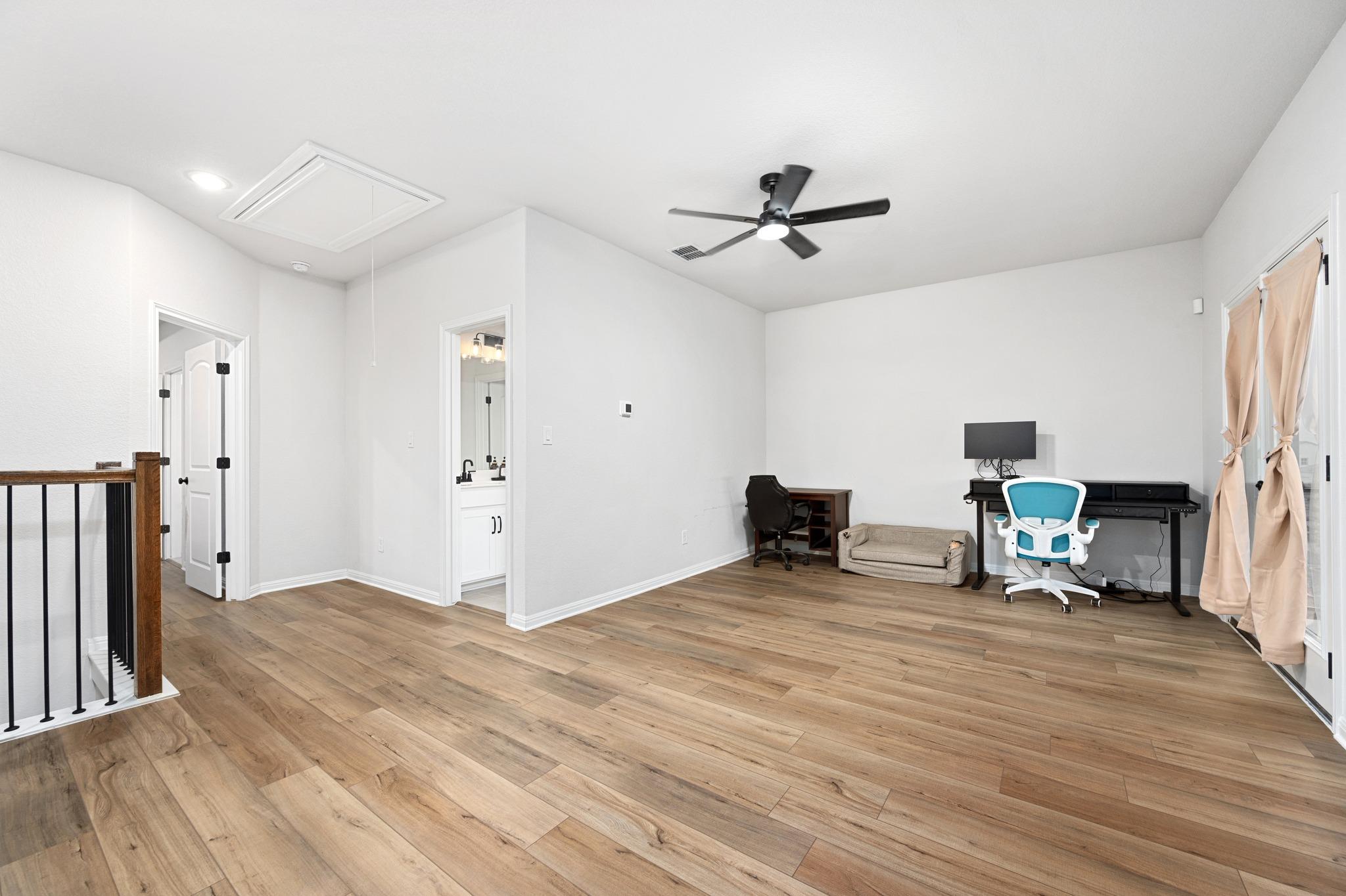 236 Travis Ln, Liberty Hill, TX 78642