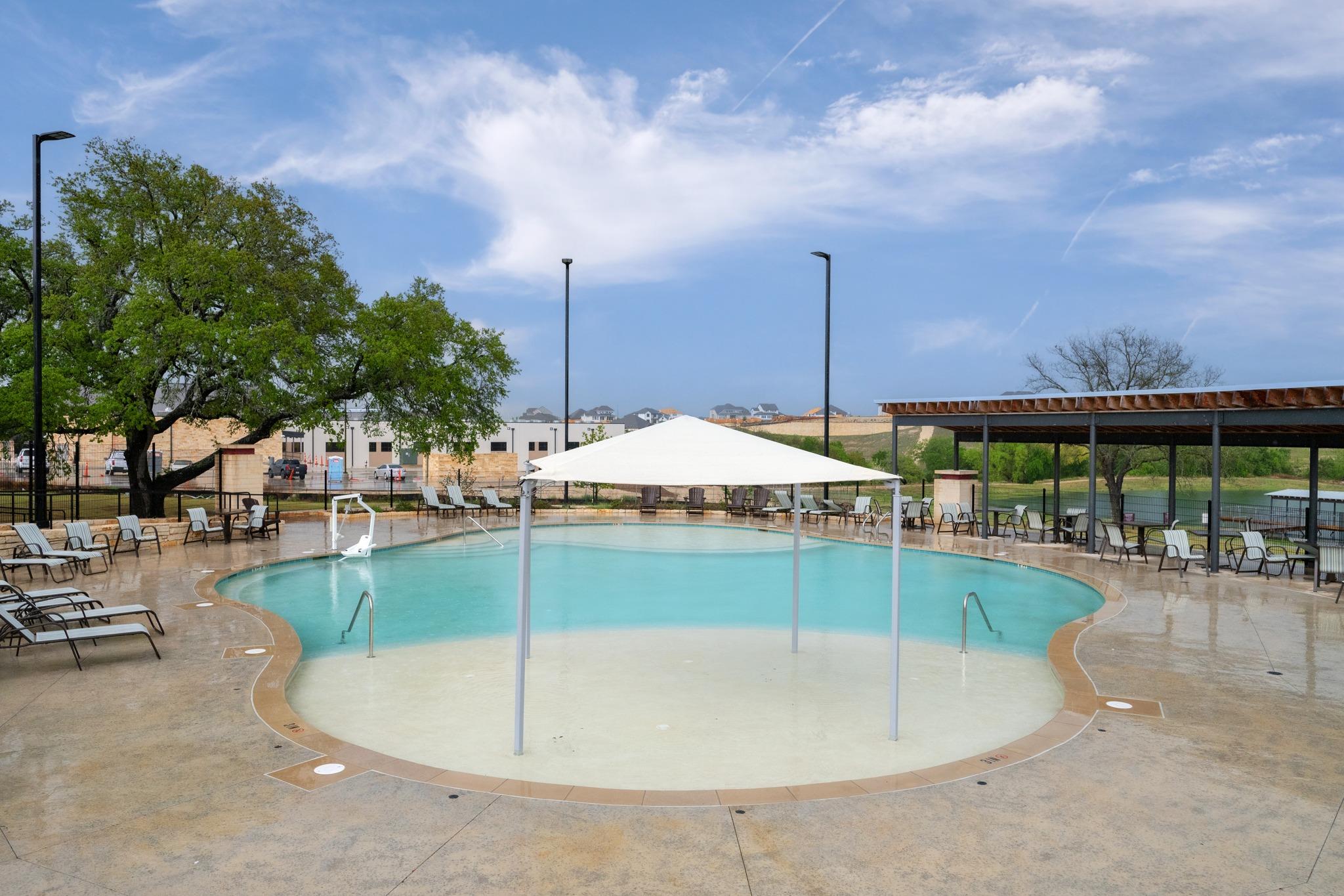 236 Travis Ln, Liberty Hill, TX 78642