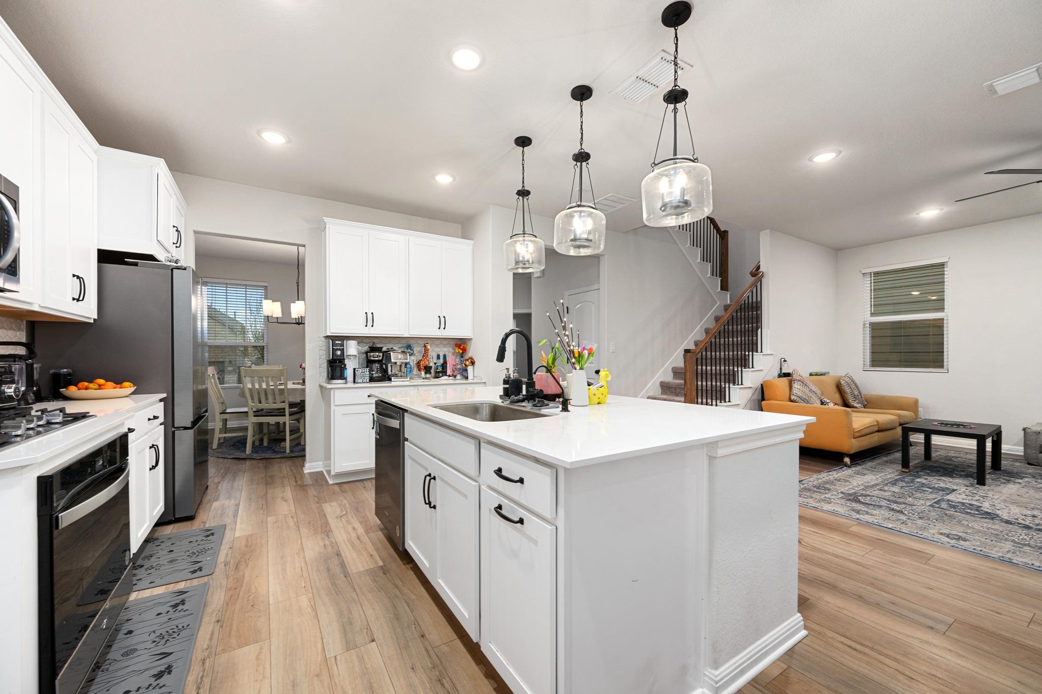 236 Travis Ln, Liberty Hill, TX 78642