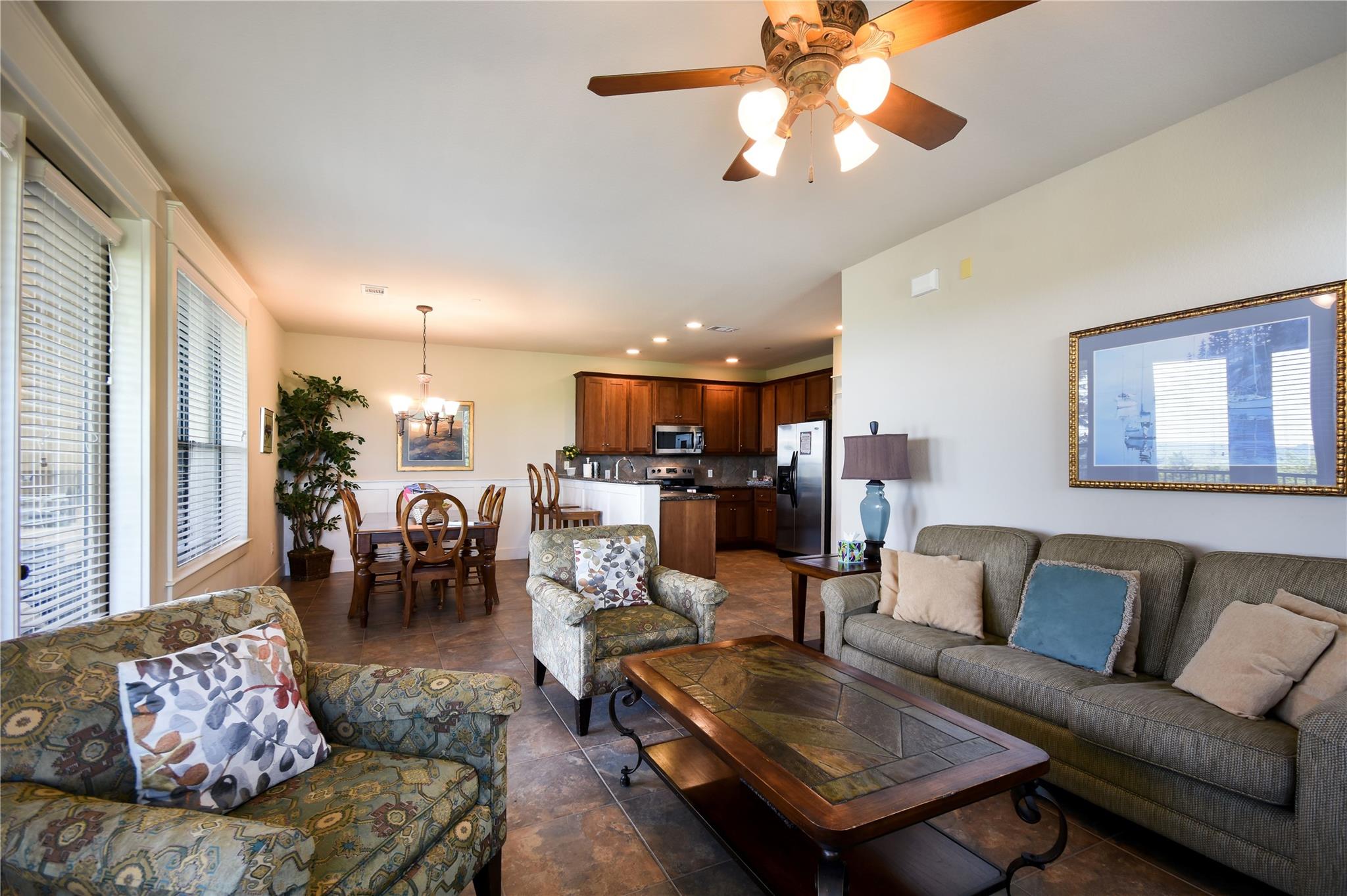 17800 Edgewood Way # 203, Jonestown, TX 78645