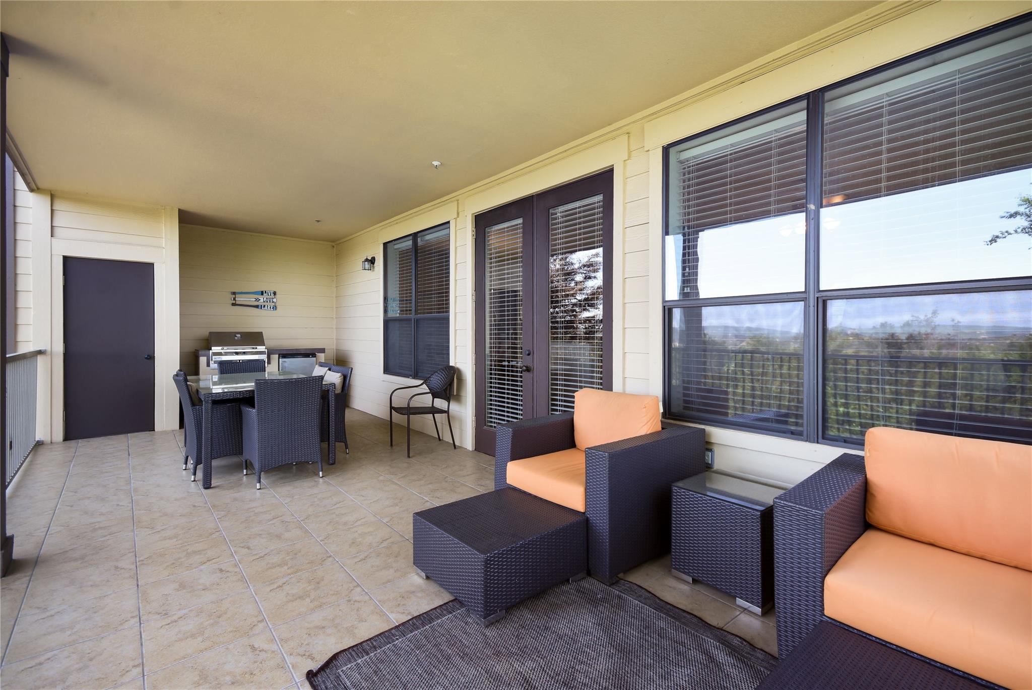 17800 Edgewood Way # 203, Jonestown, TX 78645