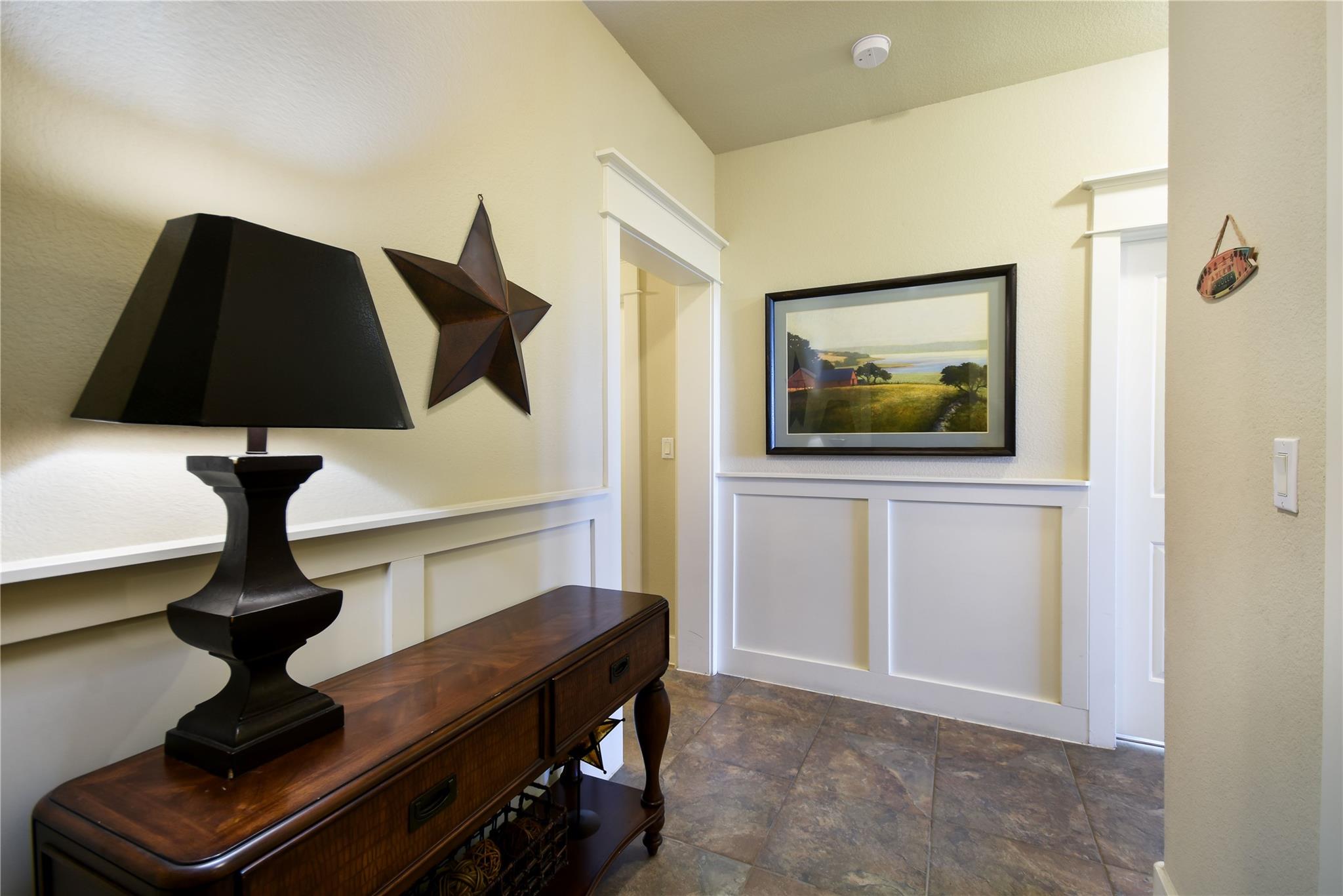 17800 Edgewood Way # 203, Jonestown, TX 78645