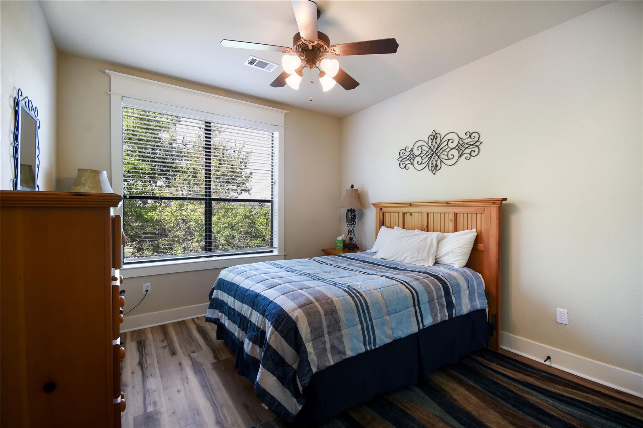 17800 Edgewood Way # 203, Jonestown, TX 78645