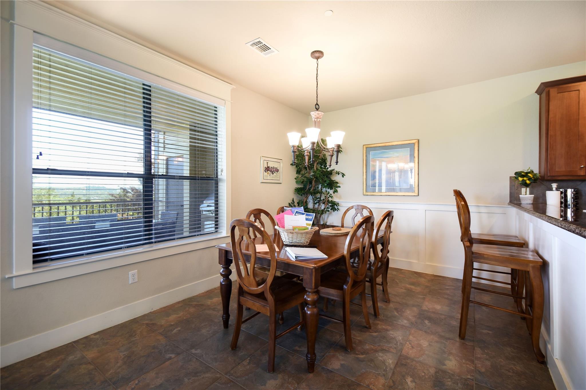 17800 Edgewood Way # 203, Jonestown, TX 78645