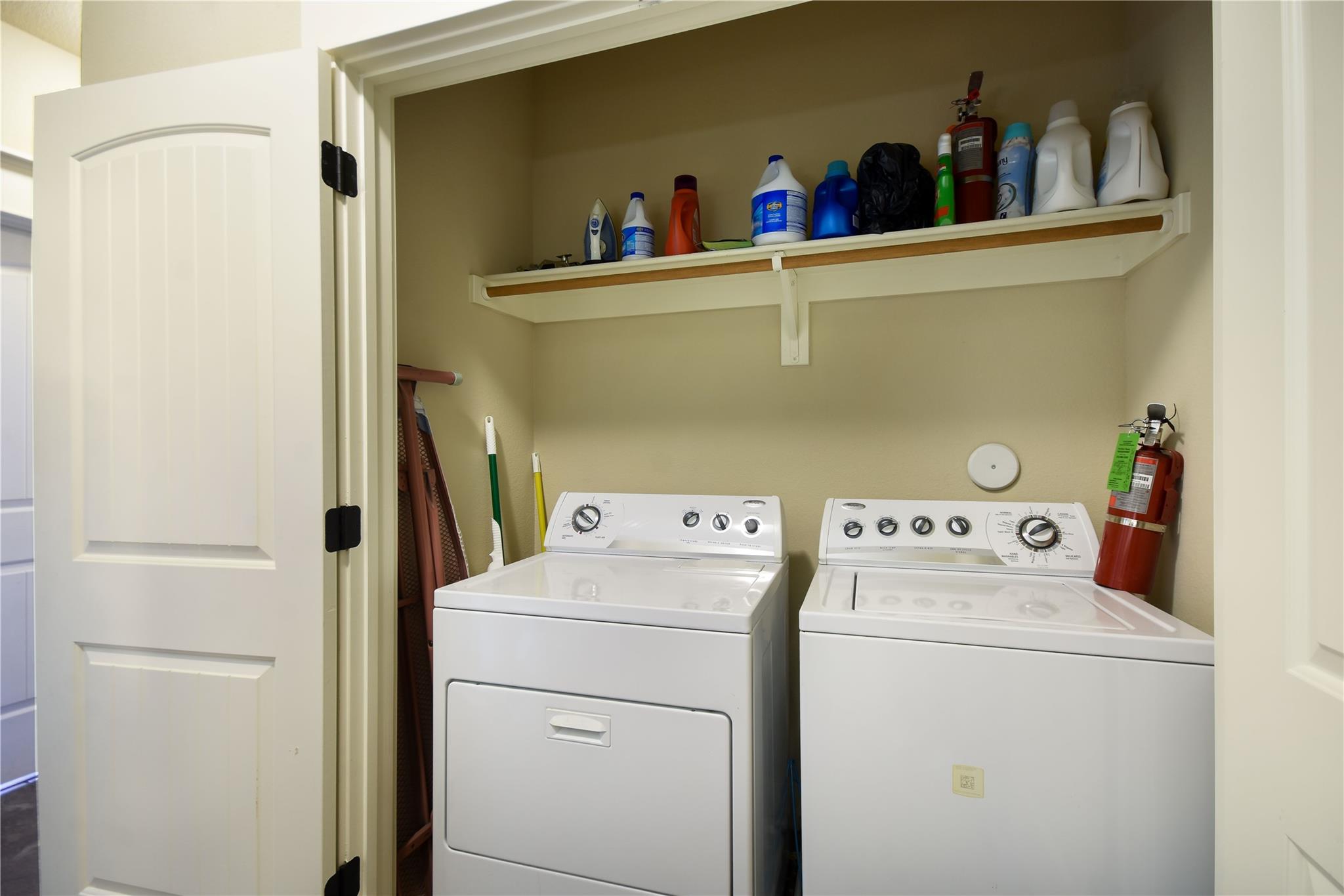 17800 Edgewood Way # 203, Jonestown, TX 78645