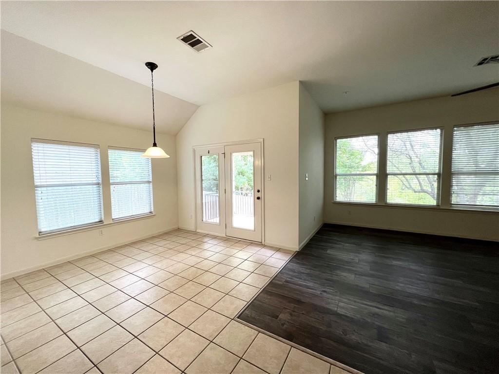 507 Red Hawk Dr, Leander, TX 78641