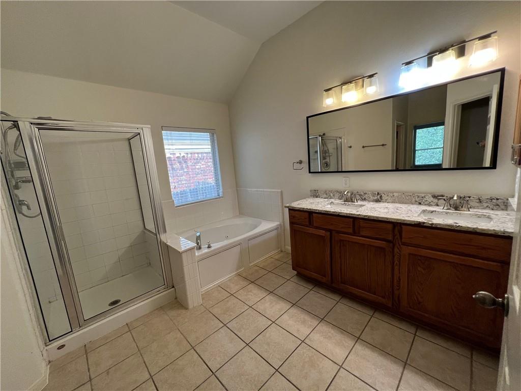 507 Red Hawk Dr, Leander, TX 78641